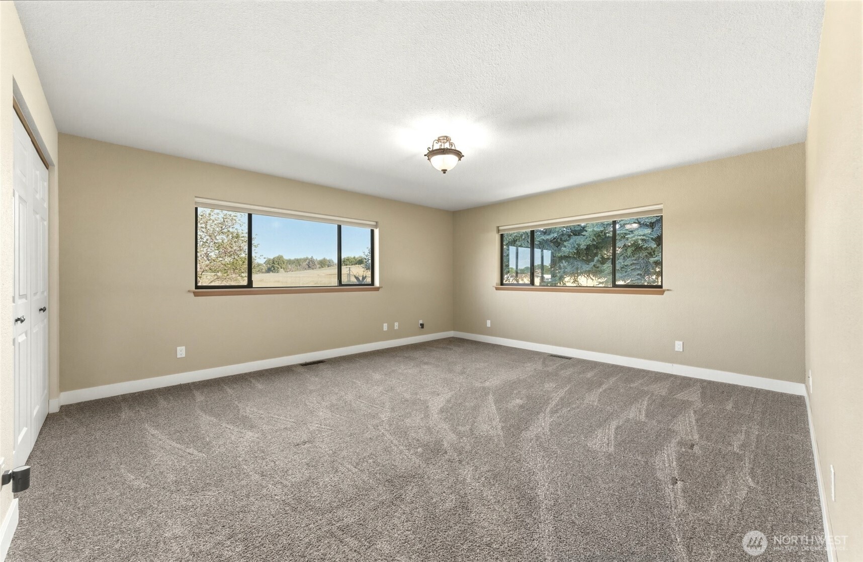 94 Country Way Property Photo 26