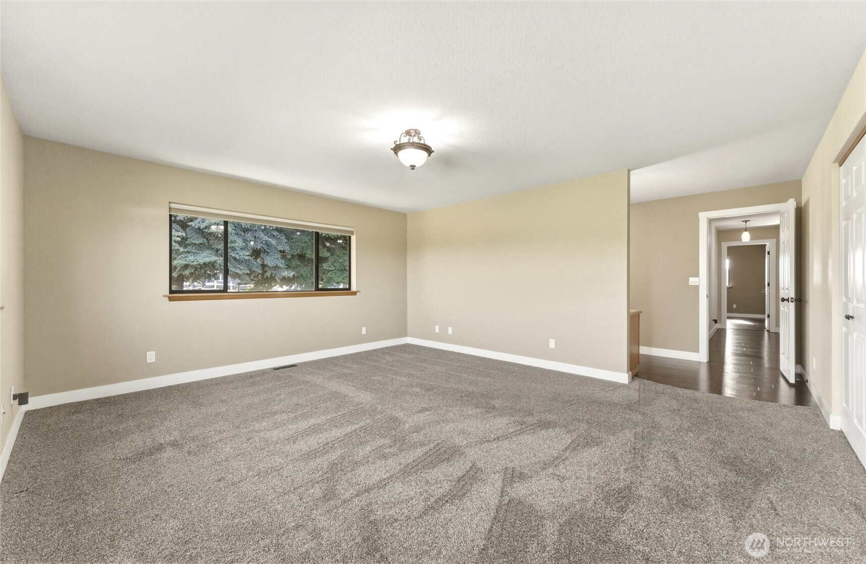 94 Country Way Property Photo 27