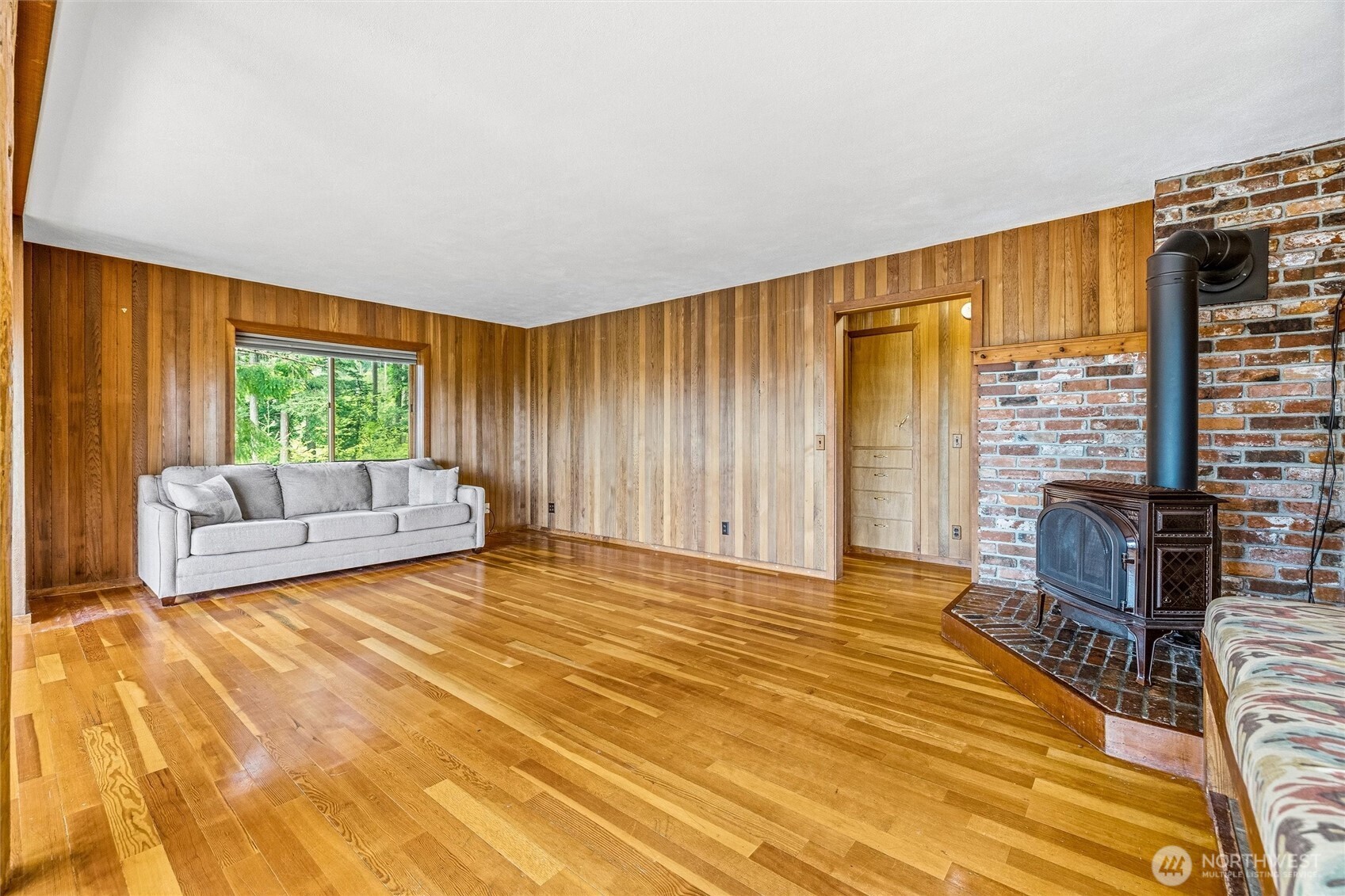 1136 Island Drive Property Photo 17