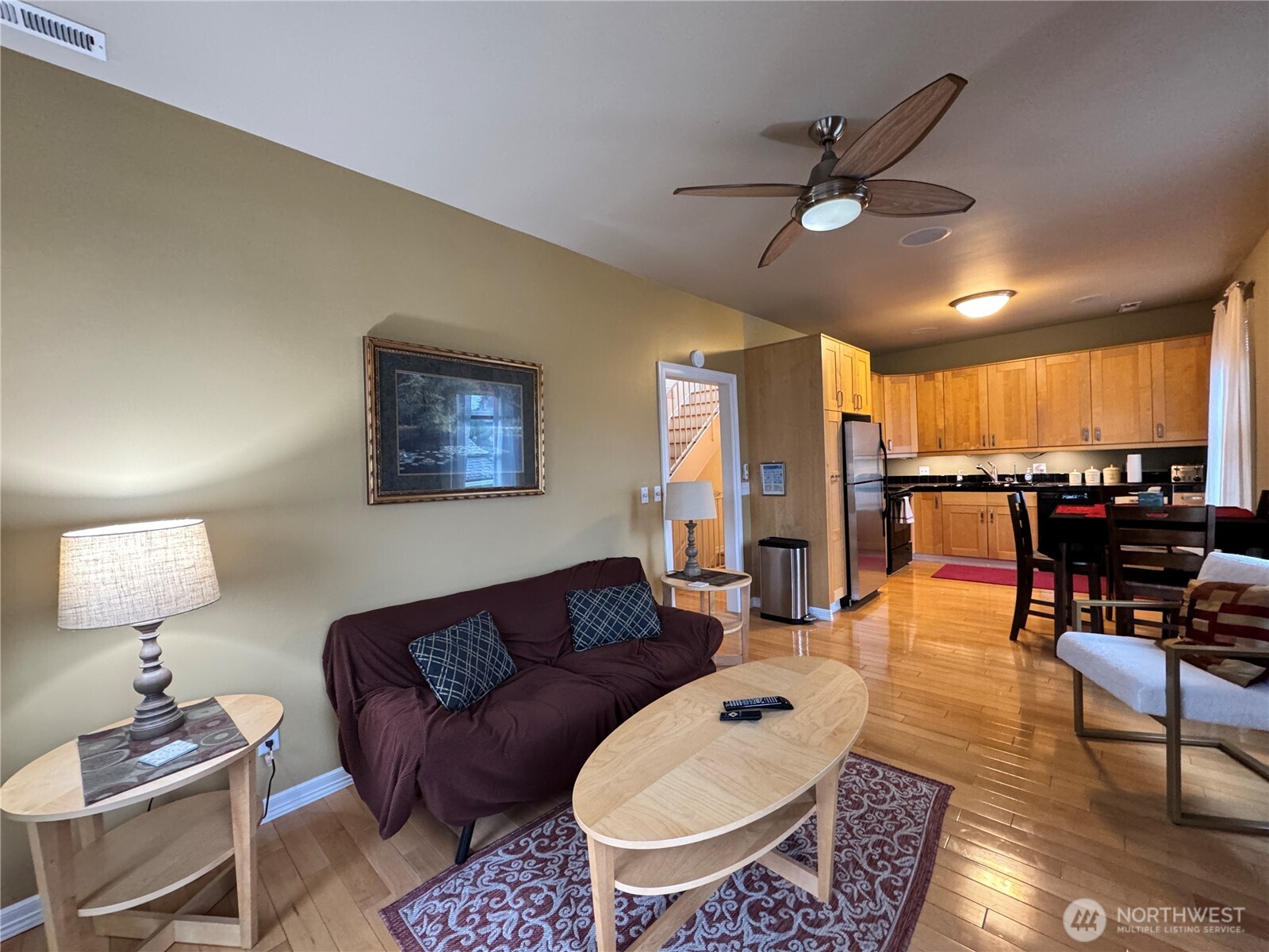 1215 Burwell Street Property Photo 5