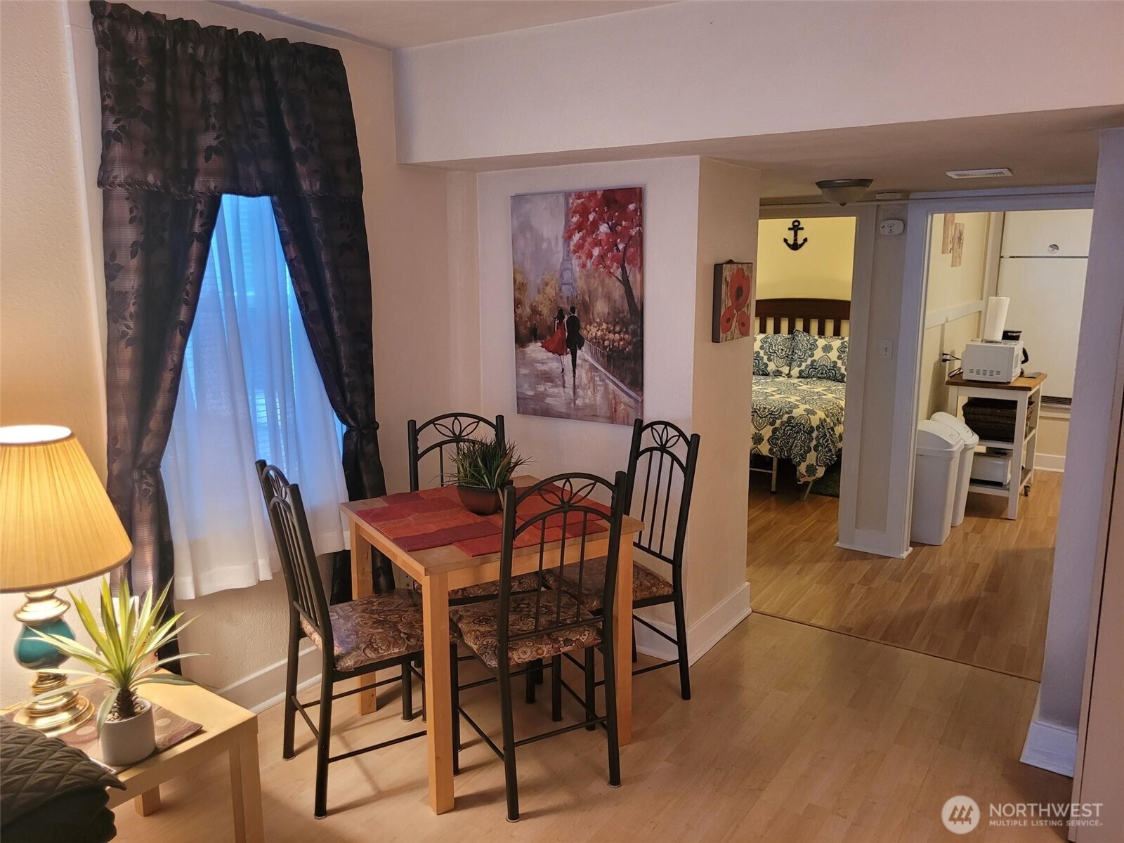 1215 Burwell Street Property Photo 32