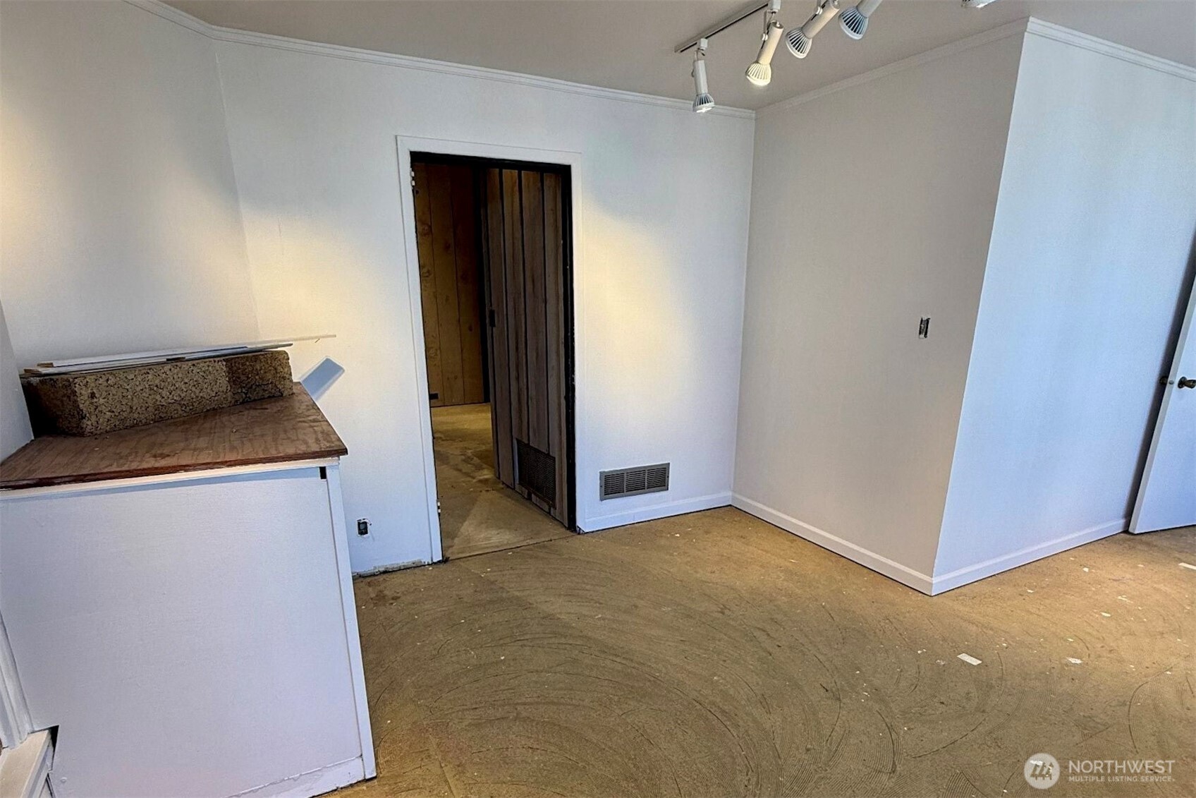 1300 12th Street Property Photo 5