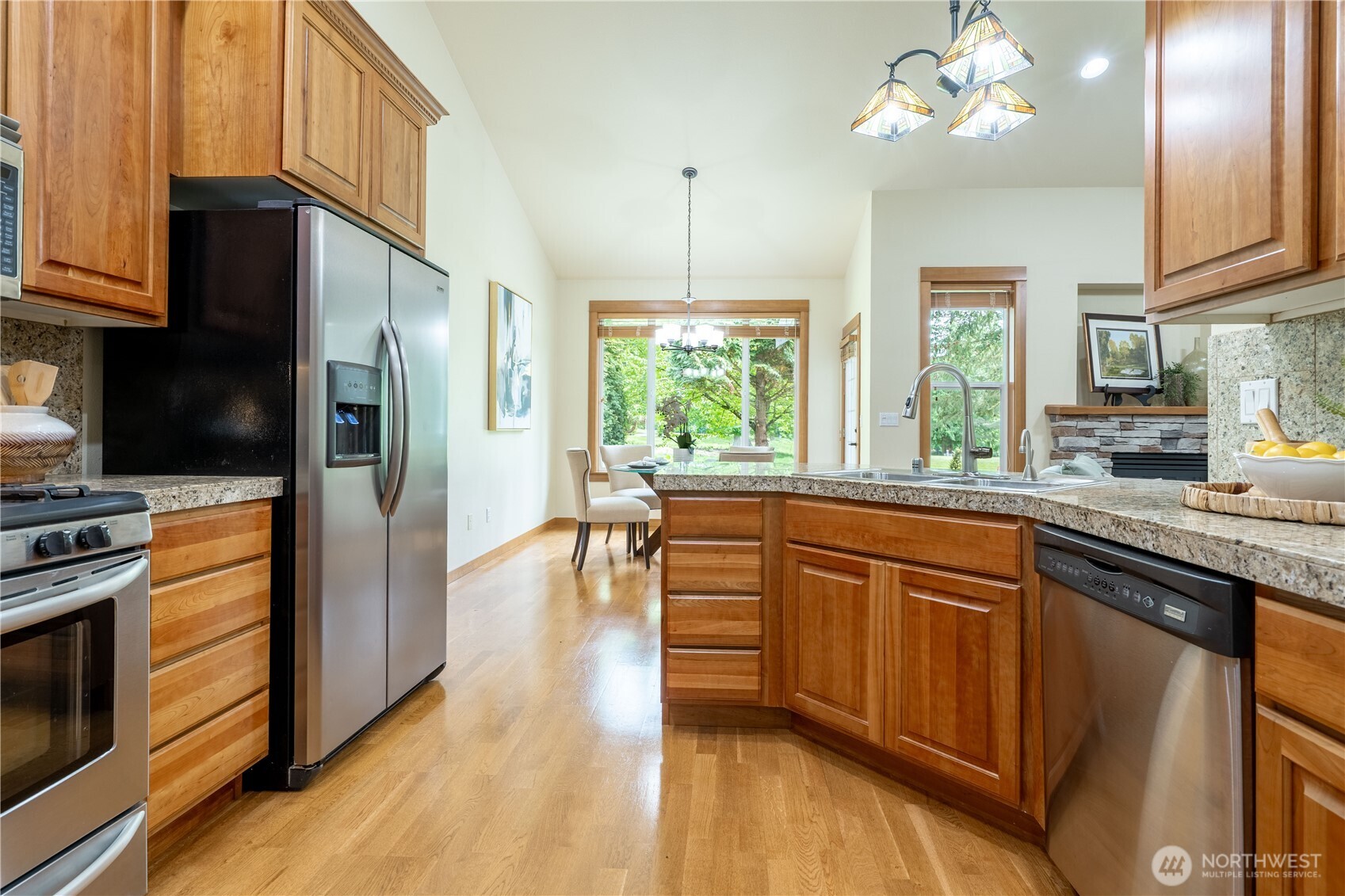 8584 Blue Grouse Way Property Photo 10