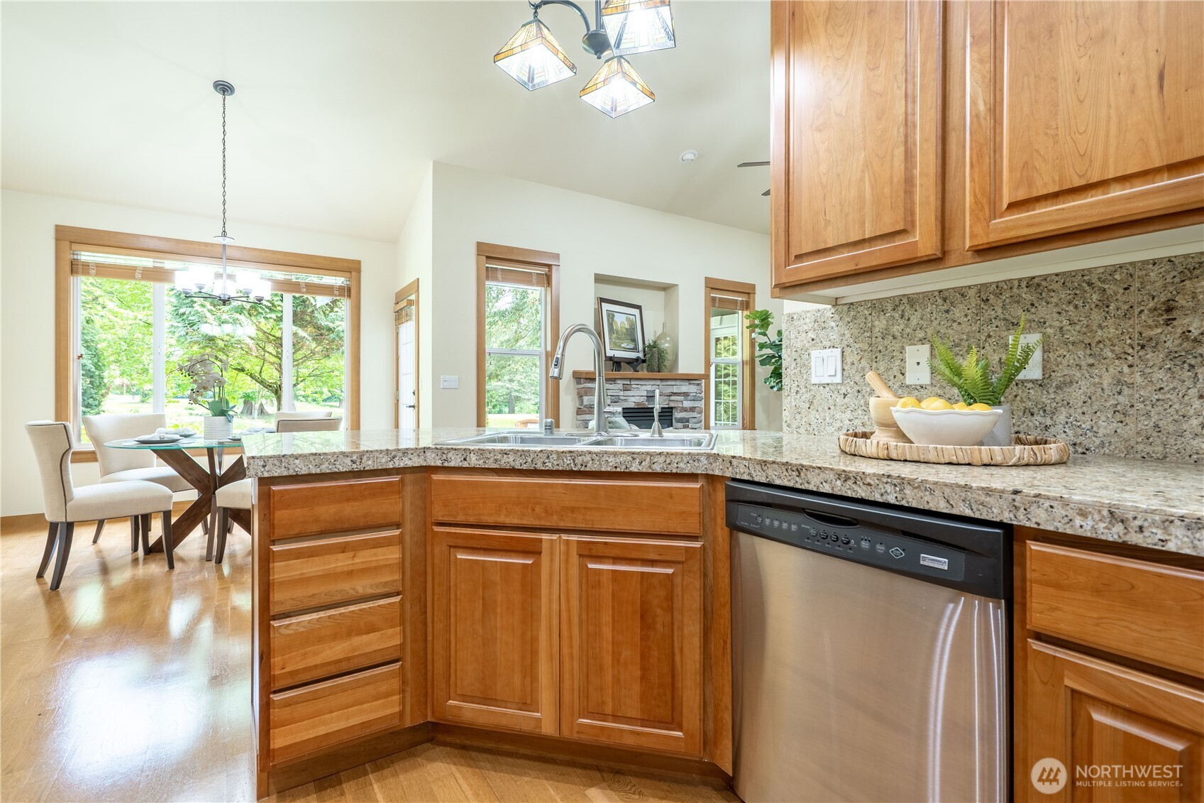 8584 Blue Grouse Way Property Photo 11