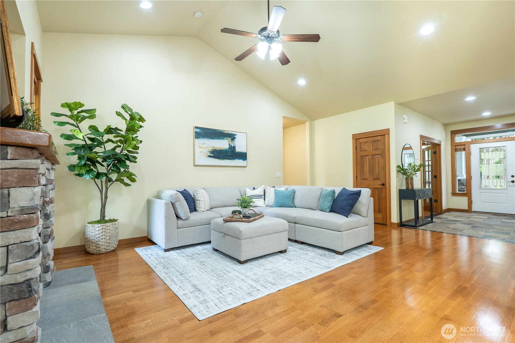 8584 Blue Grouse Way Property Photo 17