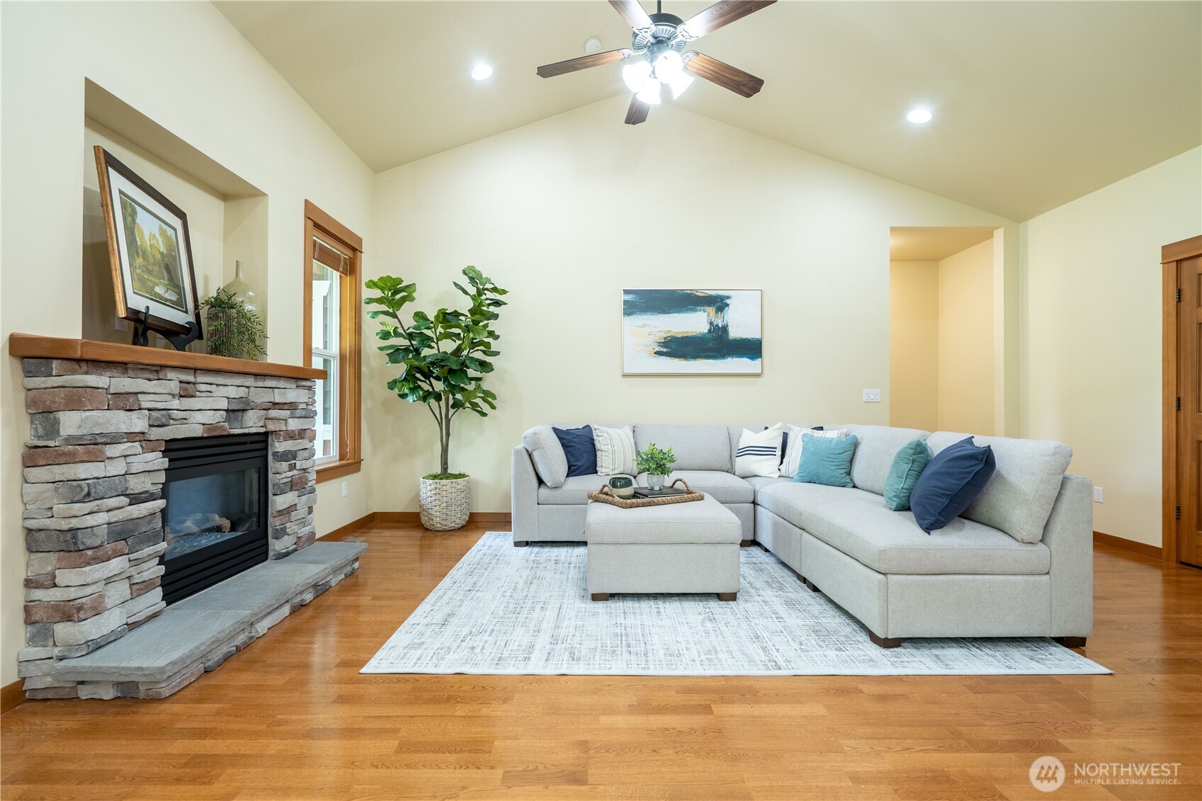 8584 Blue Grouse Way Property Photo 18