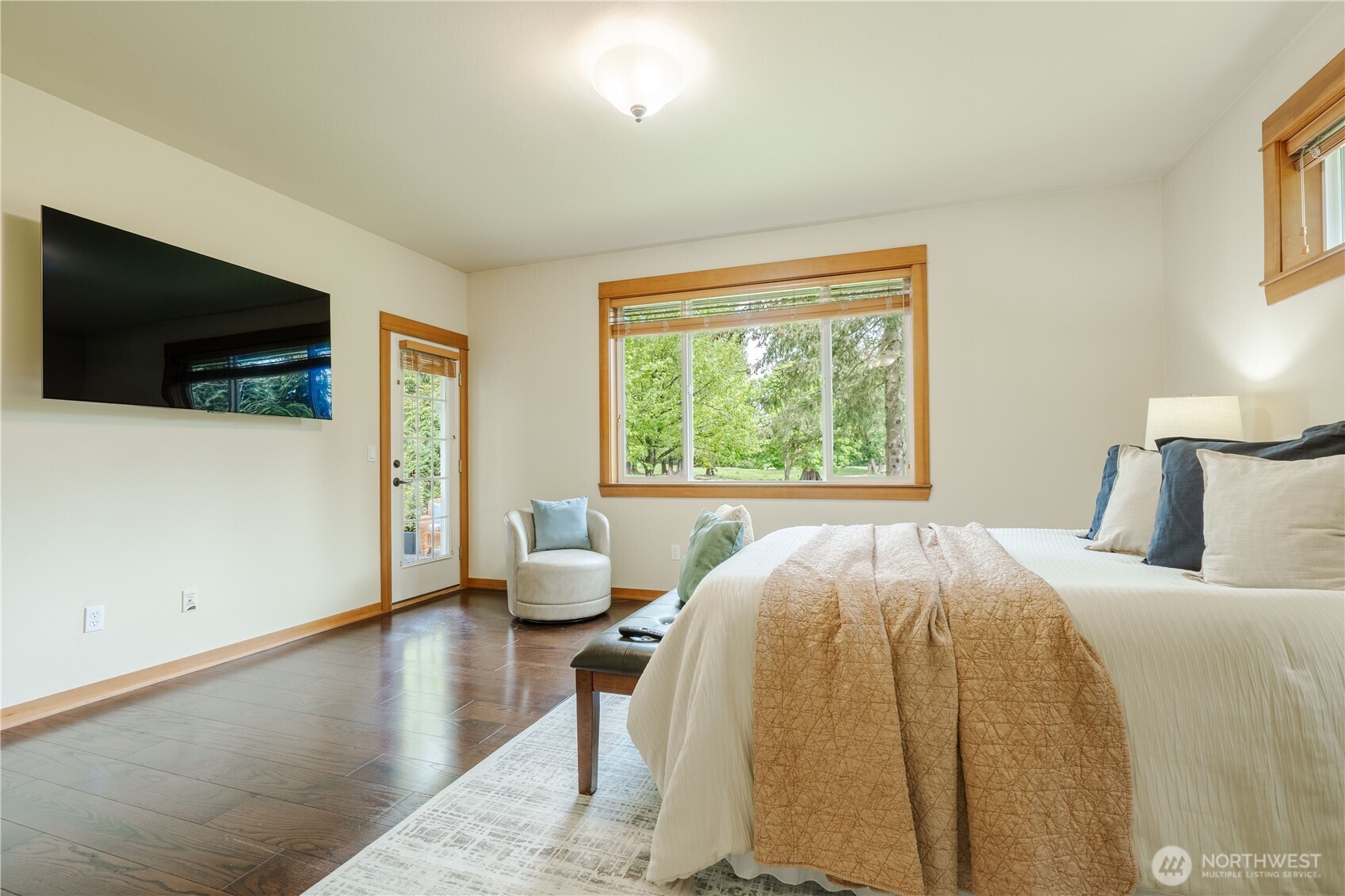 8584 Blue Grouse Way Property Photo 26