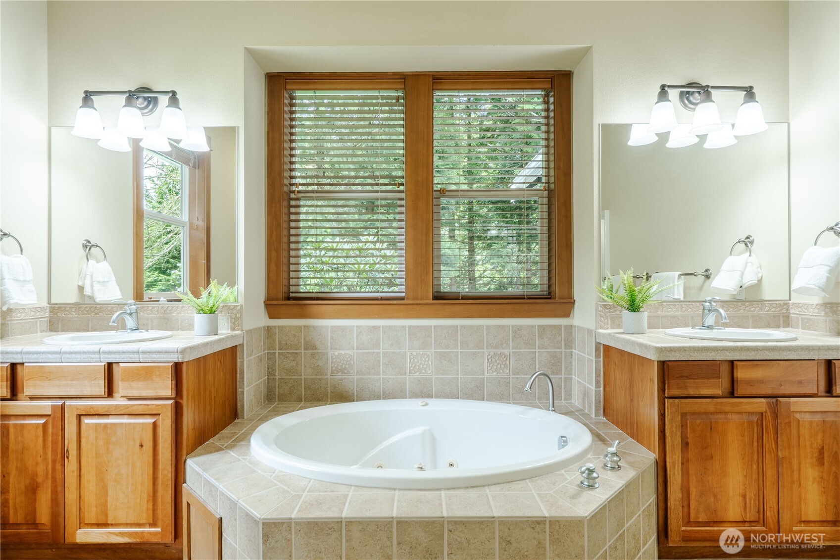 8584 Blue Grouse Way Property Photo 29