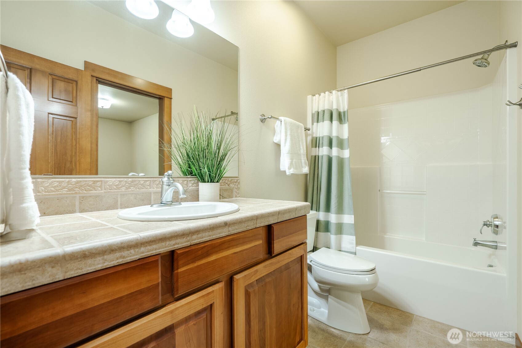 8584 Blue Grouse Way Property Photo 34
