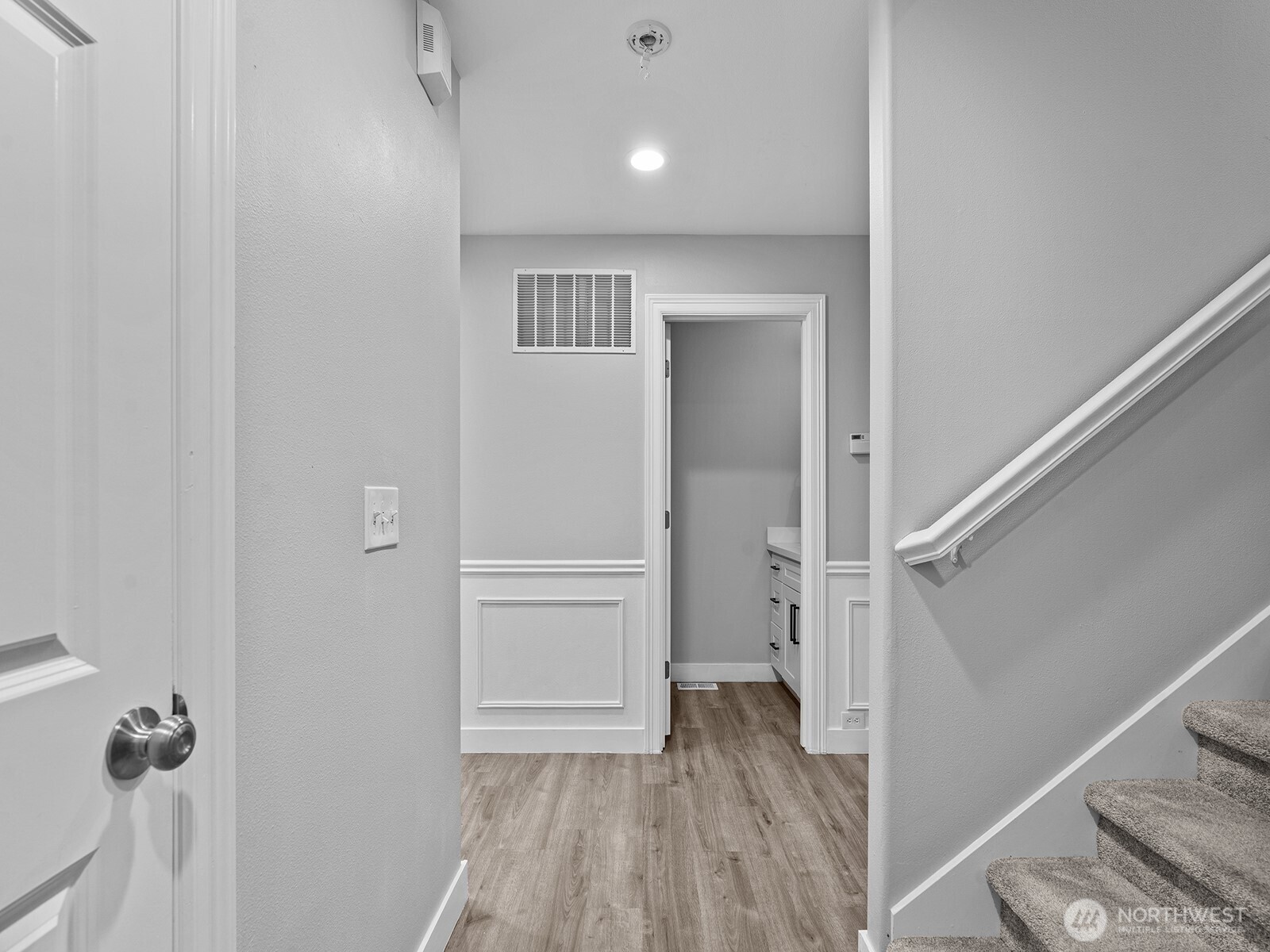 2520092 Property Photo 7