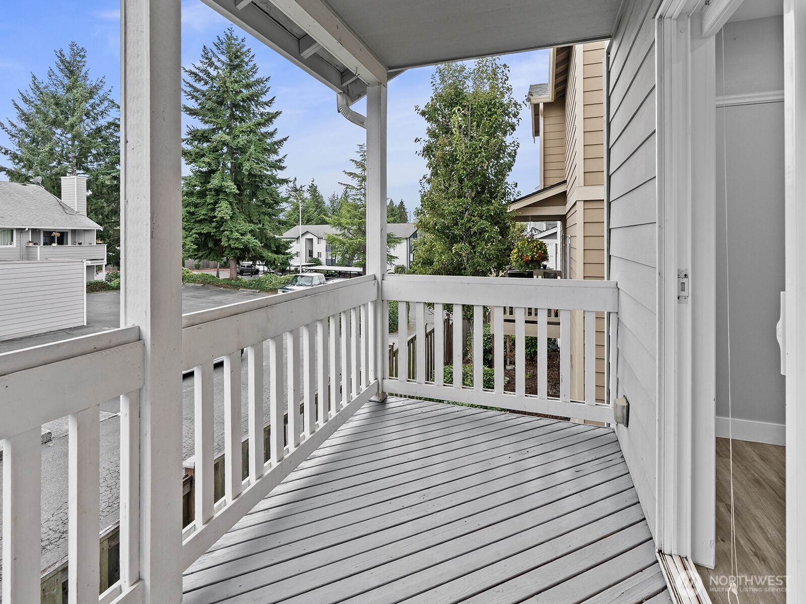 2520092 Property Photo 15