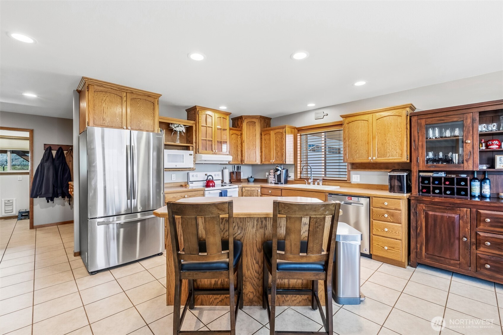 493 Chrisview Court Property Photo 19