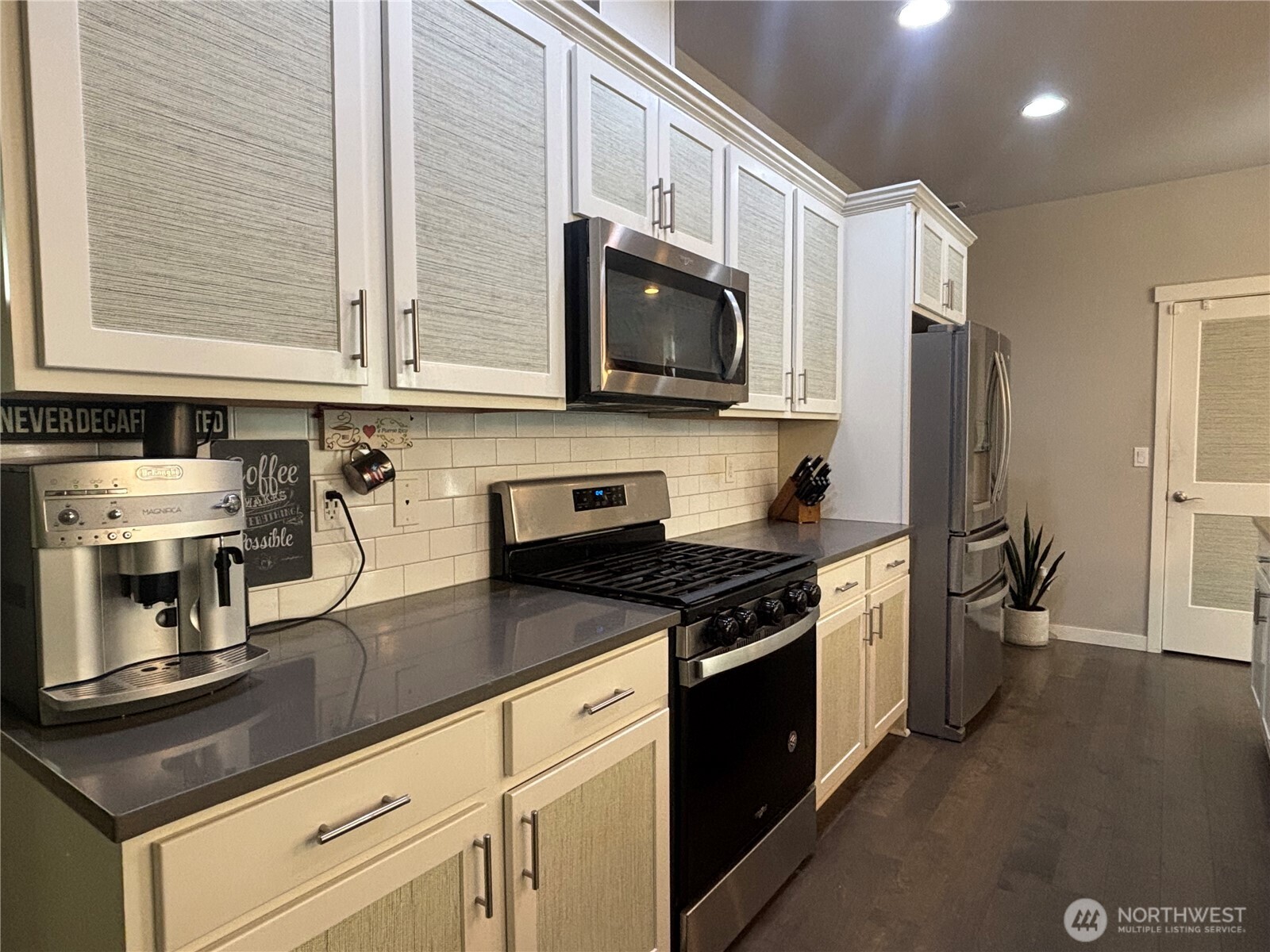 6606 Kayak Place Property Photo 3