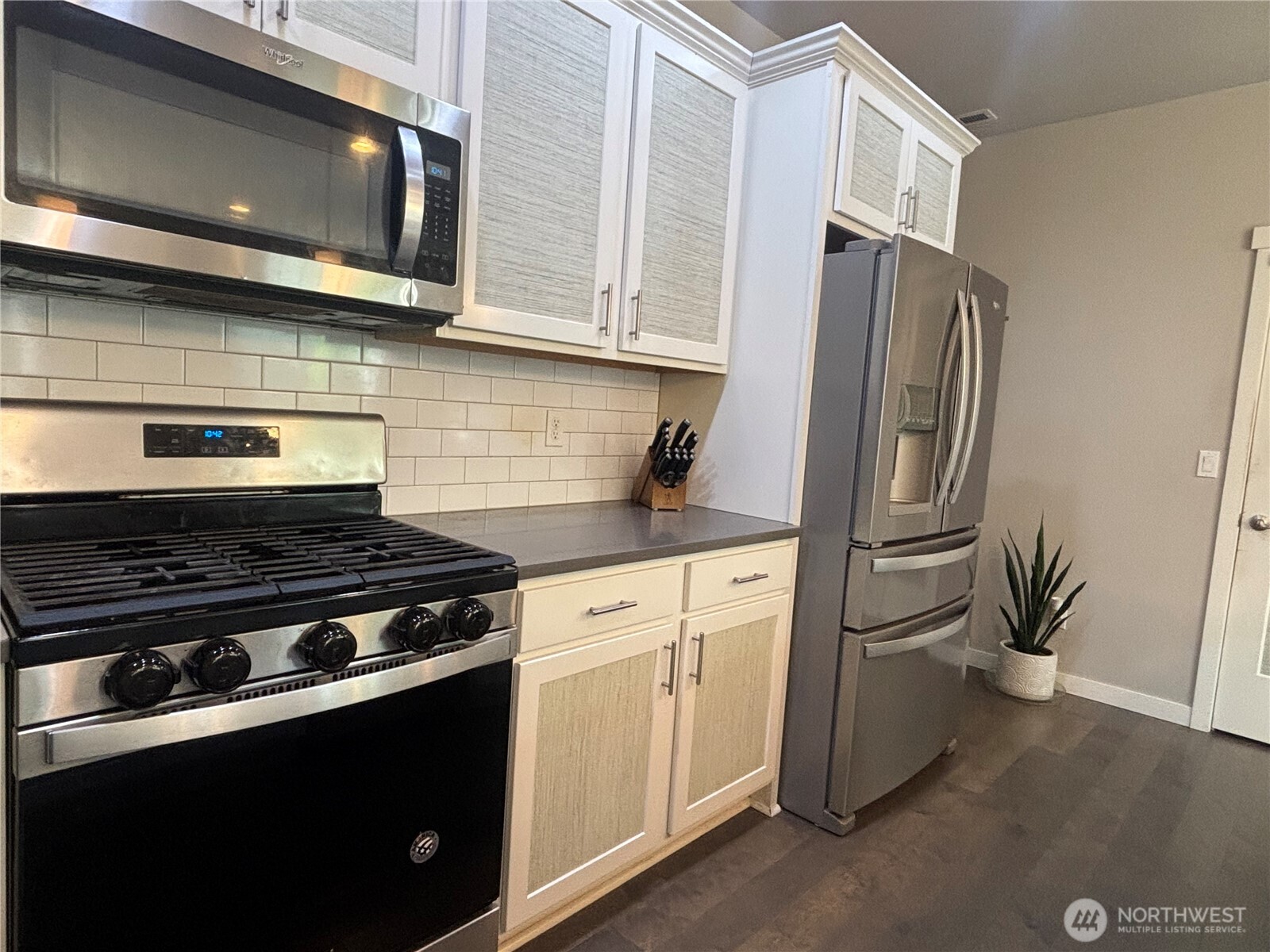 6606 Kayak Place Property Photo 4