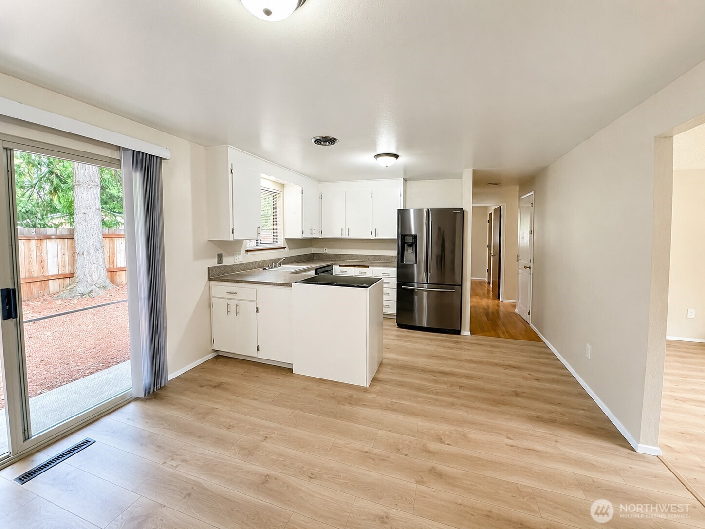 9401 Columbine Circle Property Photo 14