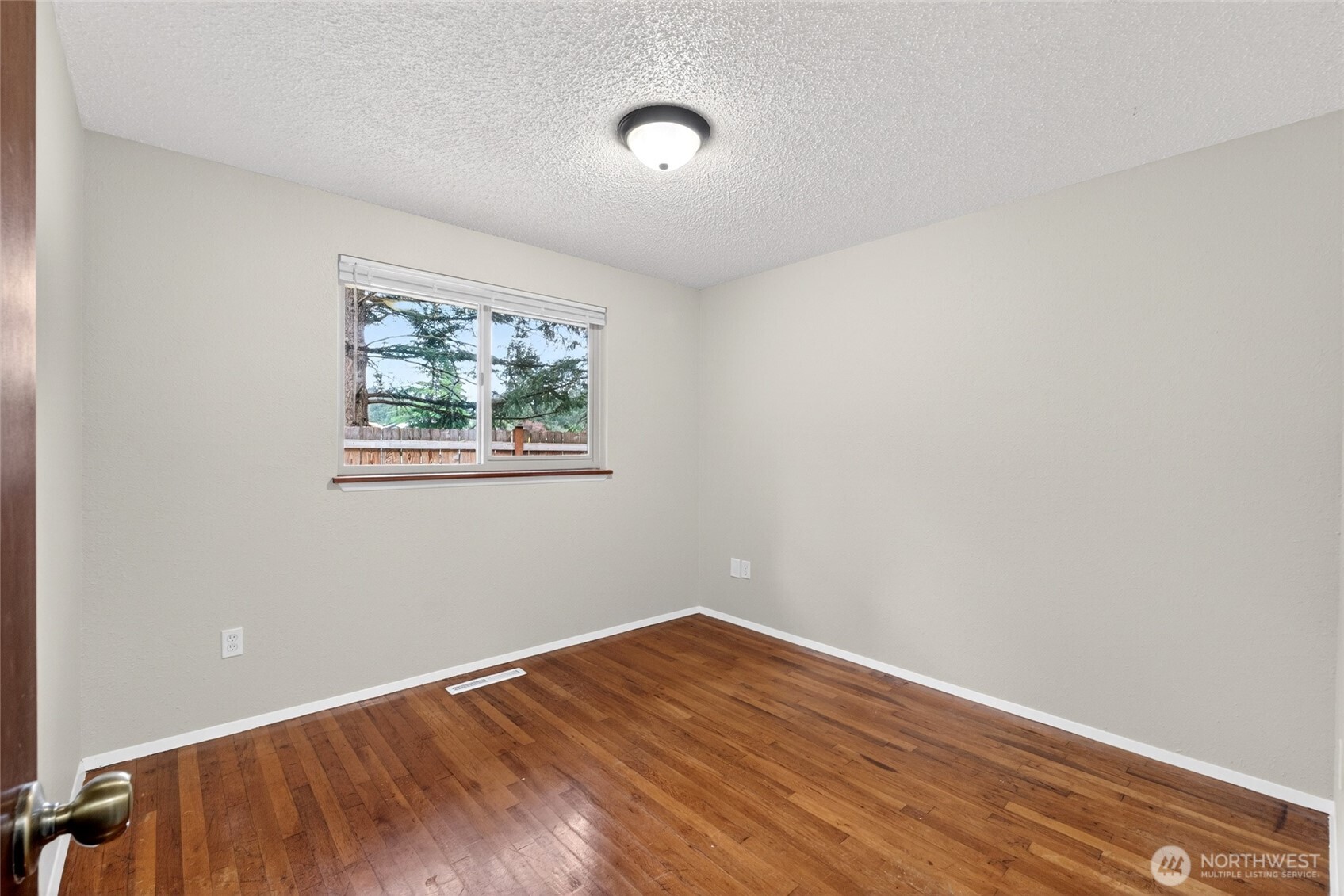 9401 Columbine Circle Property Photo 25