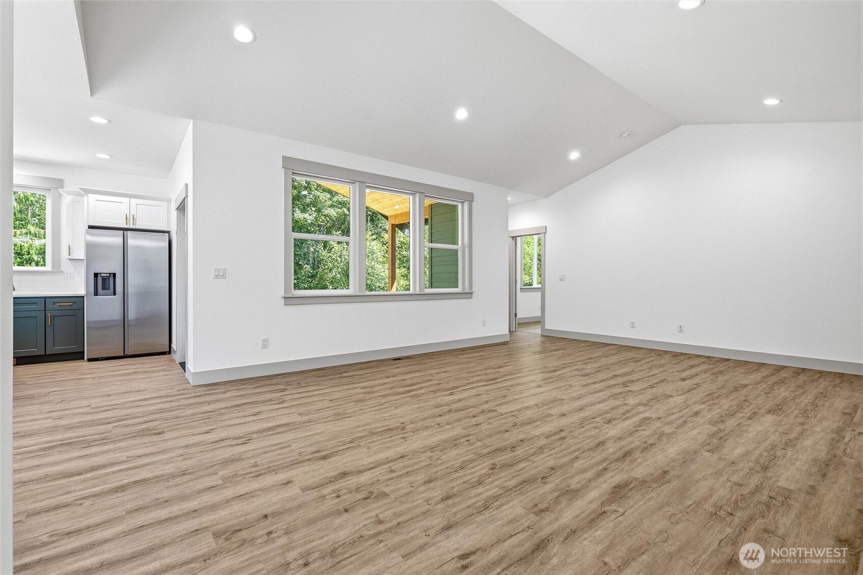 6522 Watson Loop Property Photo 5