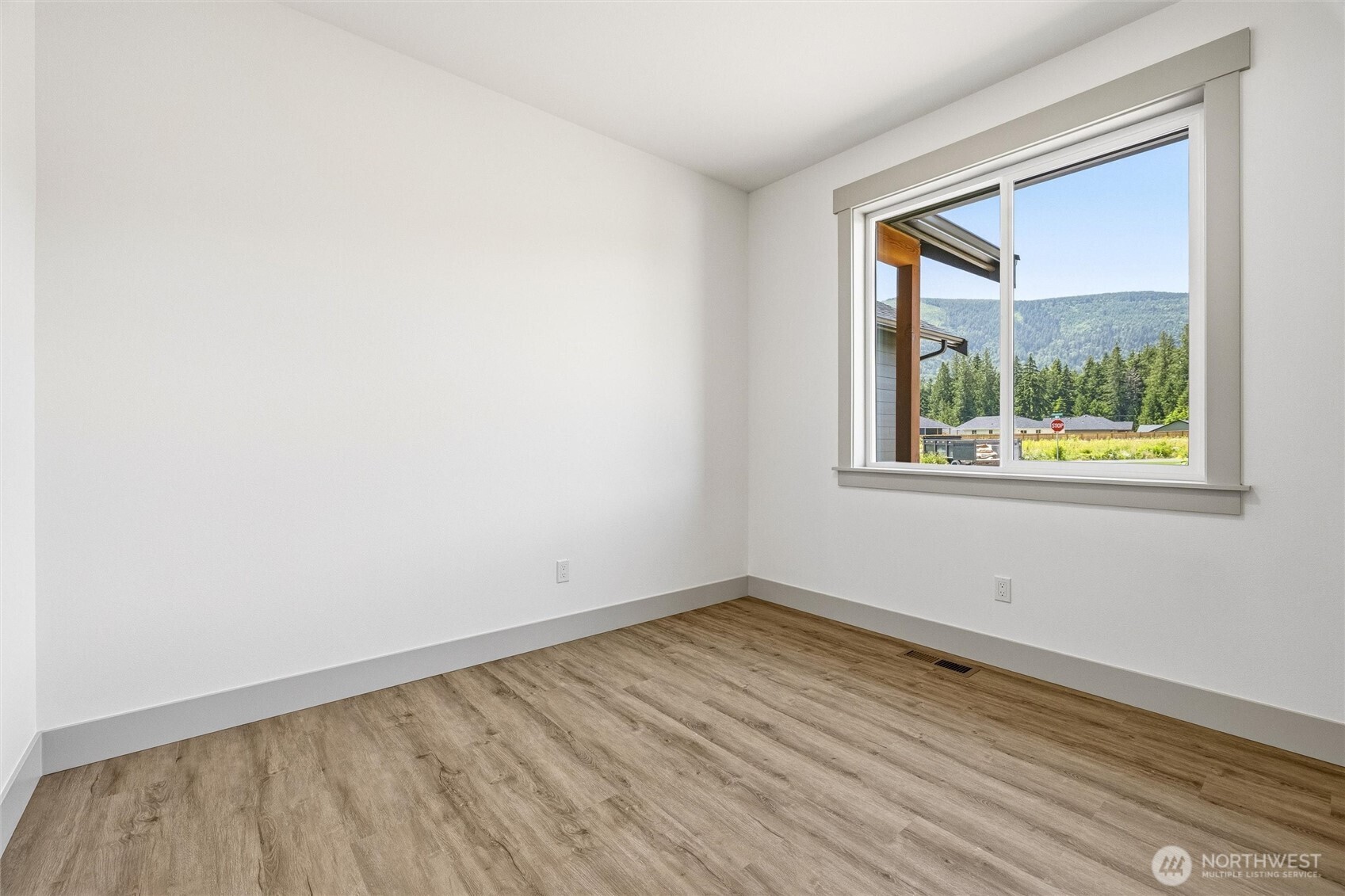 6522 Watson Loop Property Photo 16