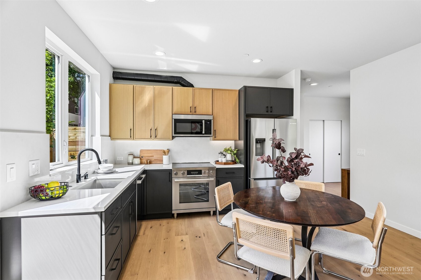 4425 Fremont Avenue A Property Photo 7