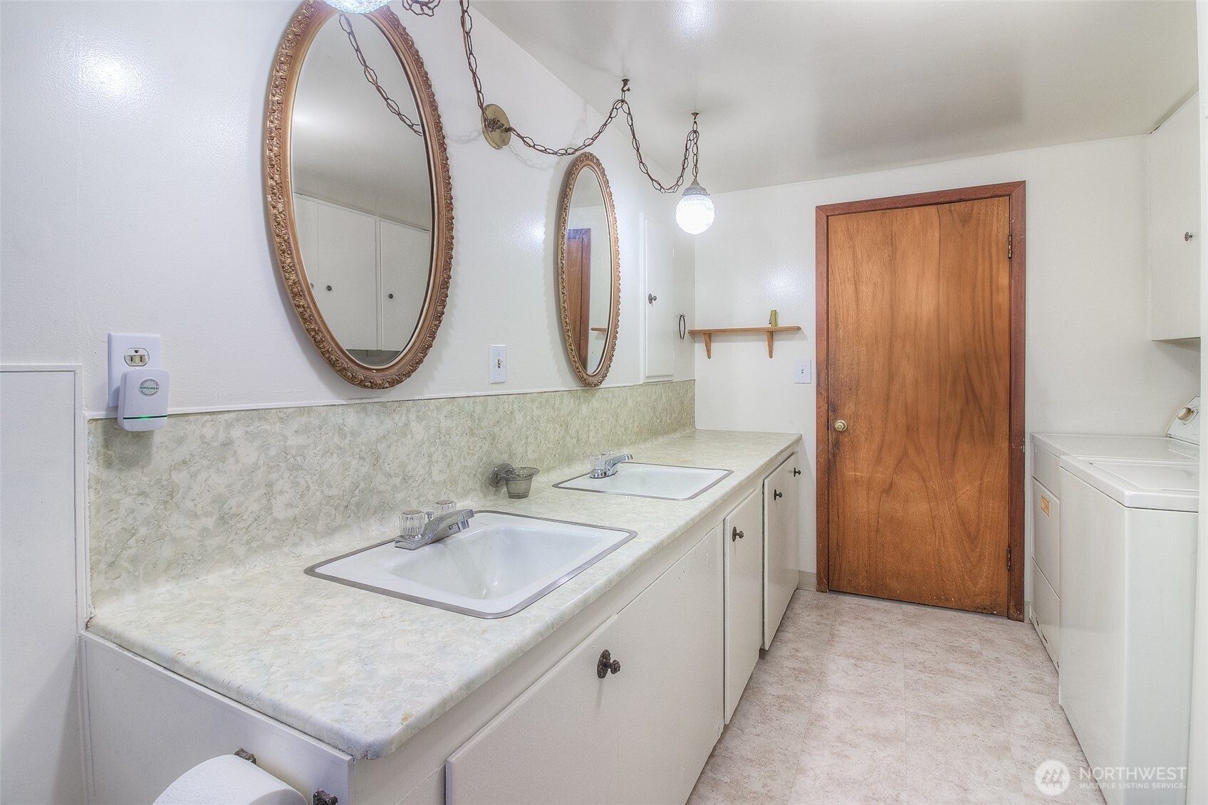 11704 Gilbert Road Property Photo 16
