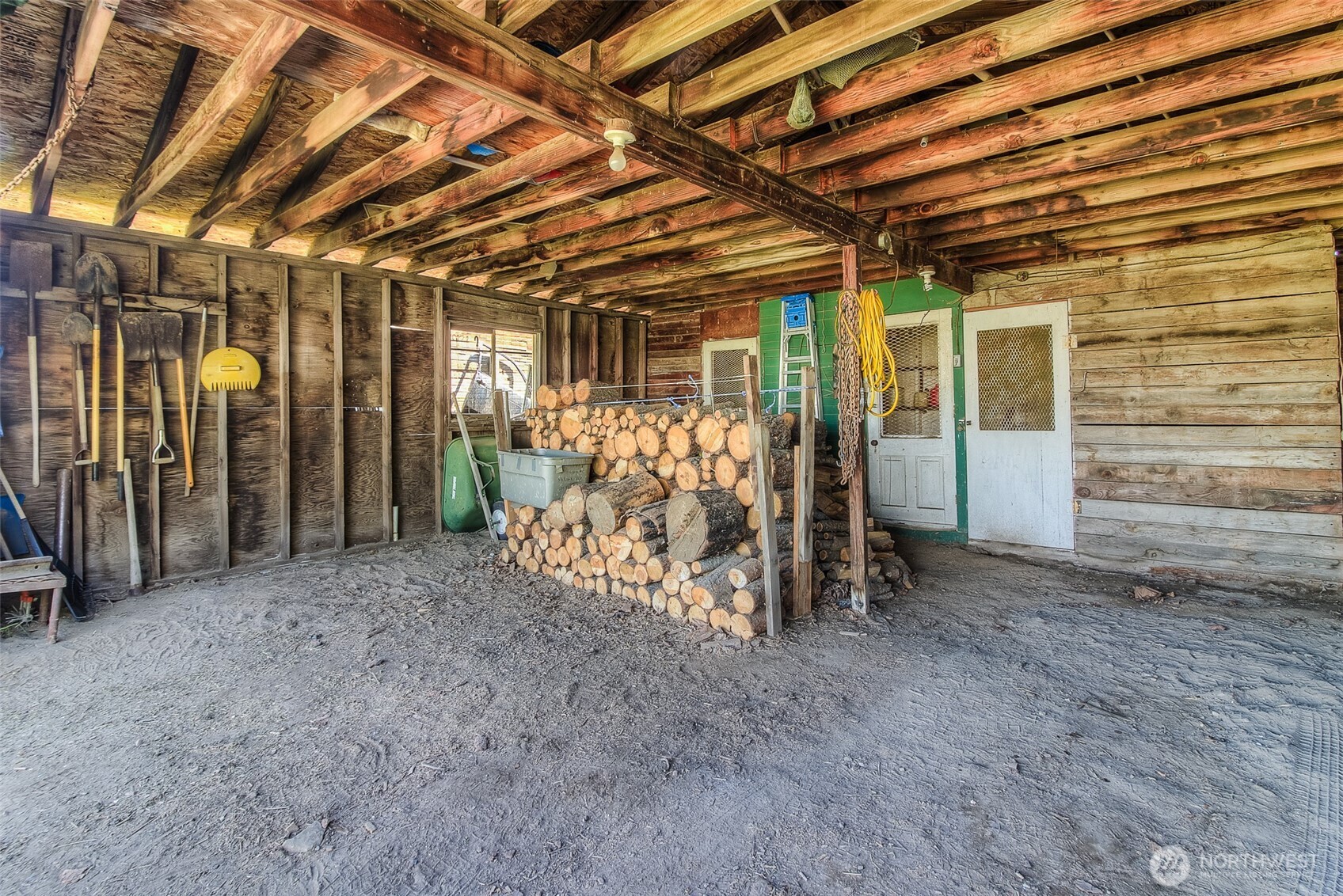 11704 Gilbert Road Property Photo 24