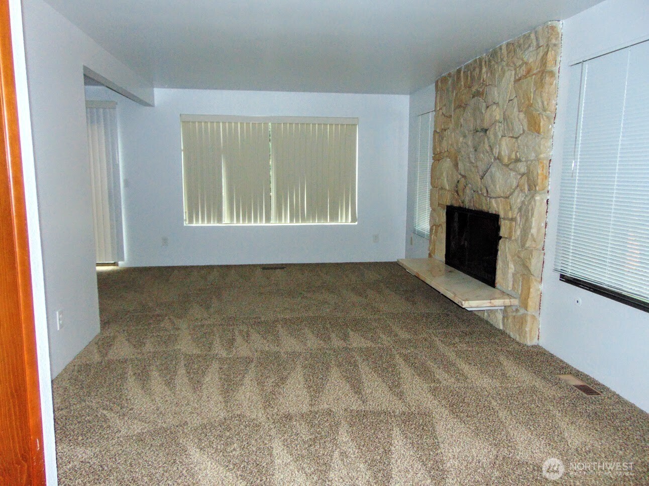 19021 46th Avenue Property Photo 5