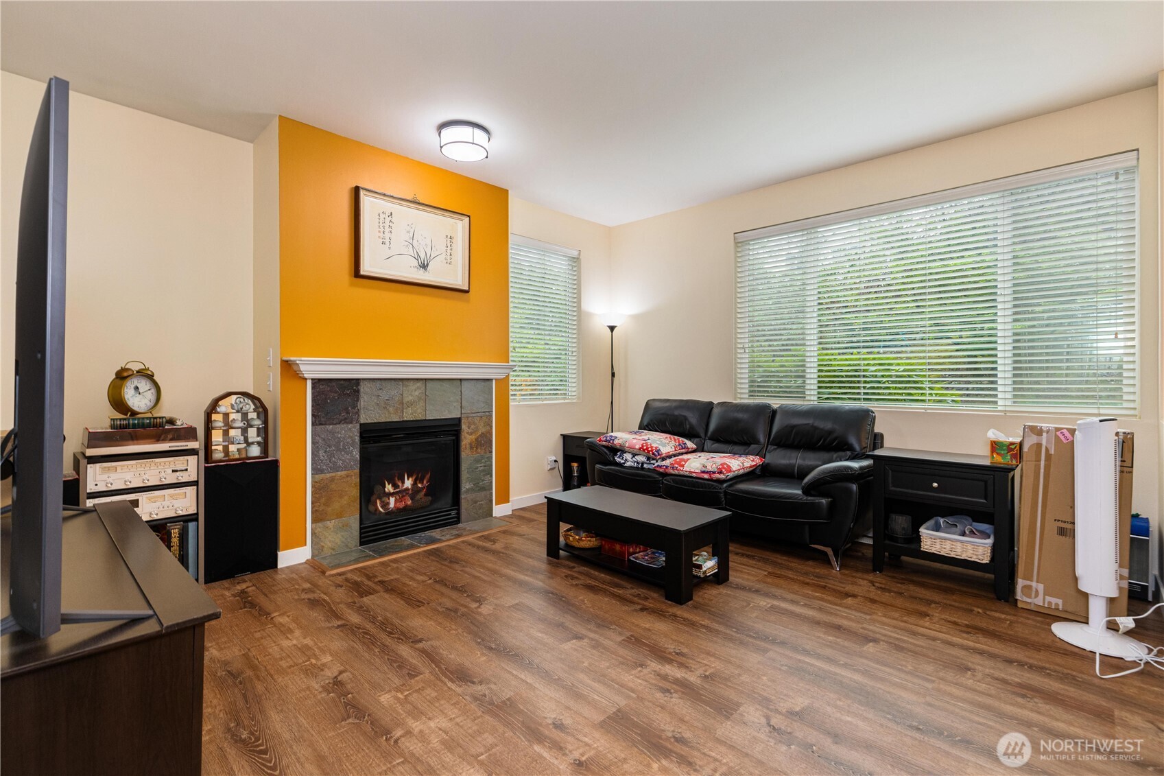28104 Maple Ridge Way Property Photo 3