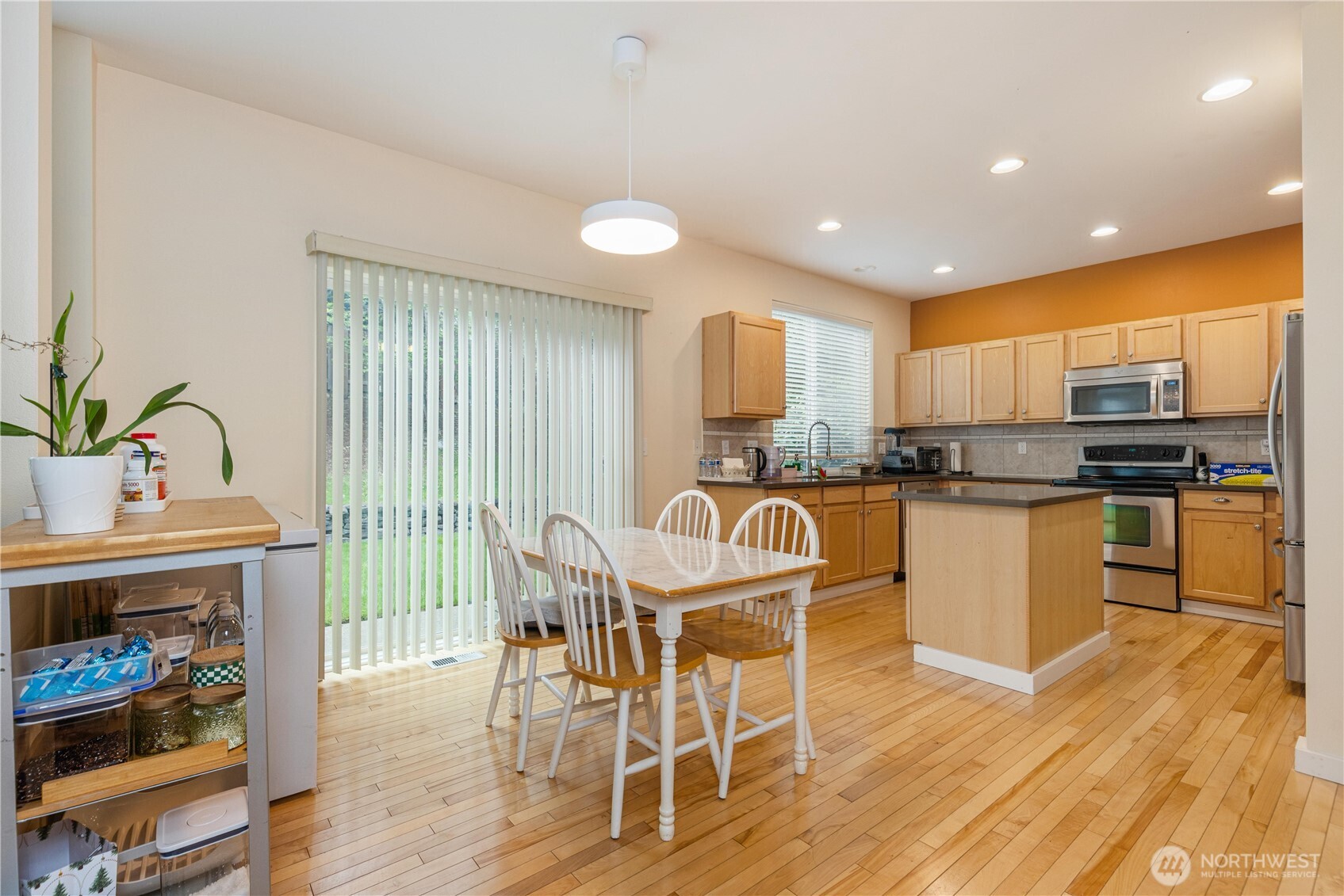 28104 Maple Ridge Way Property Photo 10