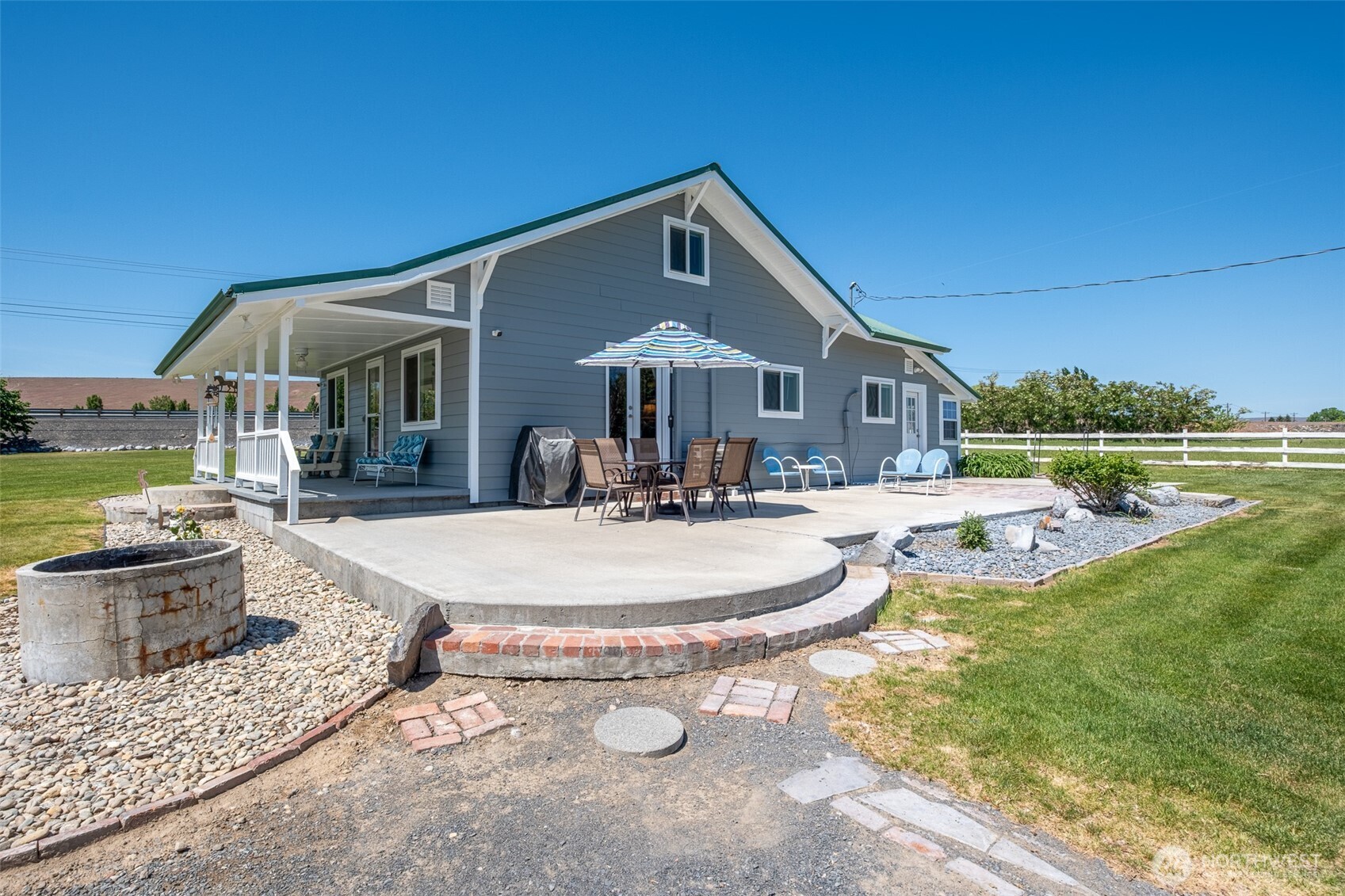 18253 Road B Property Photo 4