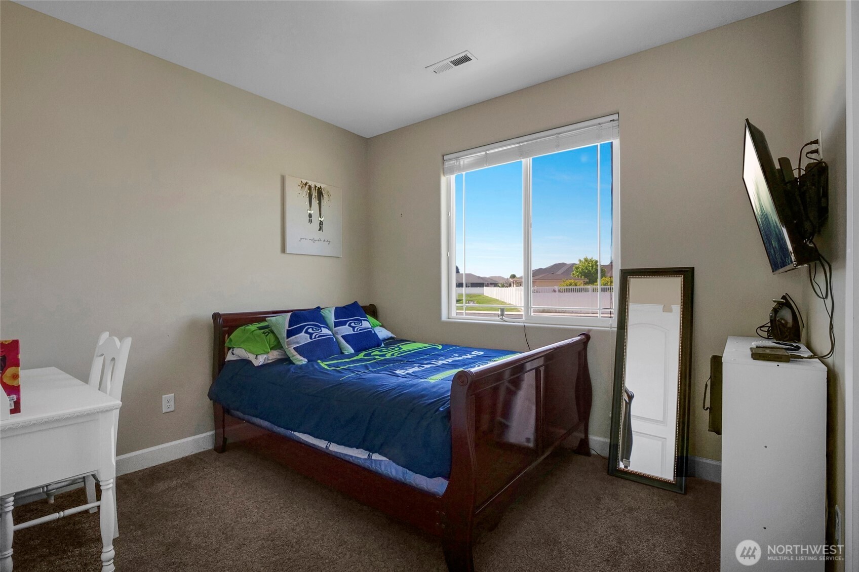 1645 E Madera Street Property Photo 24