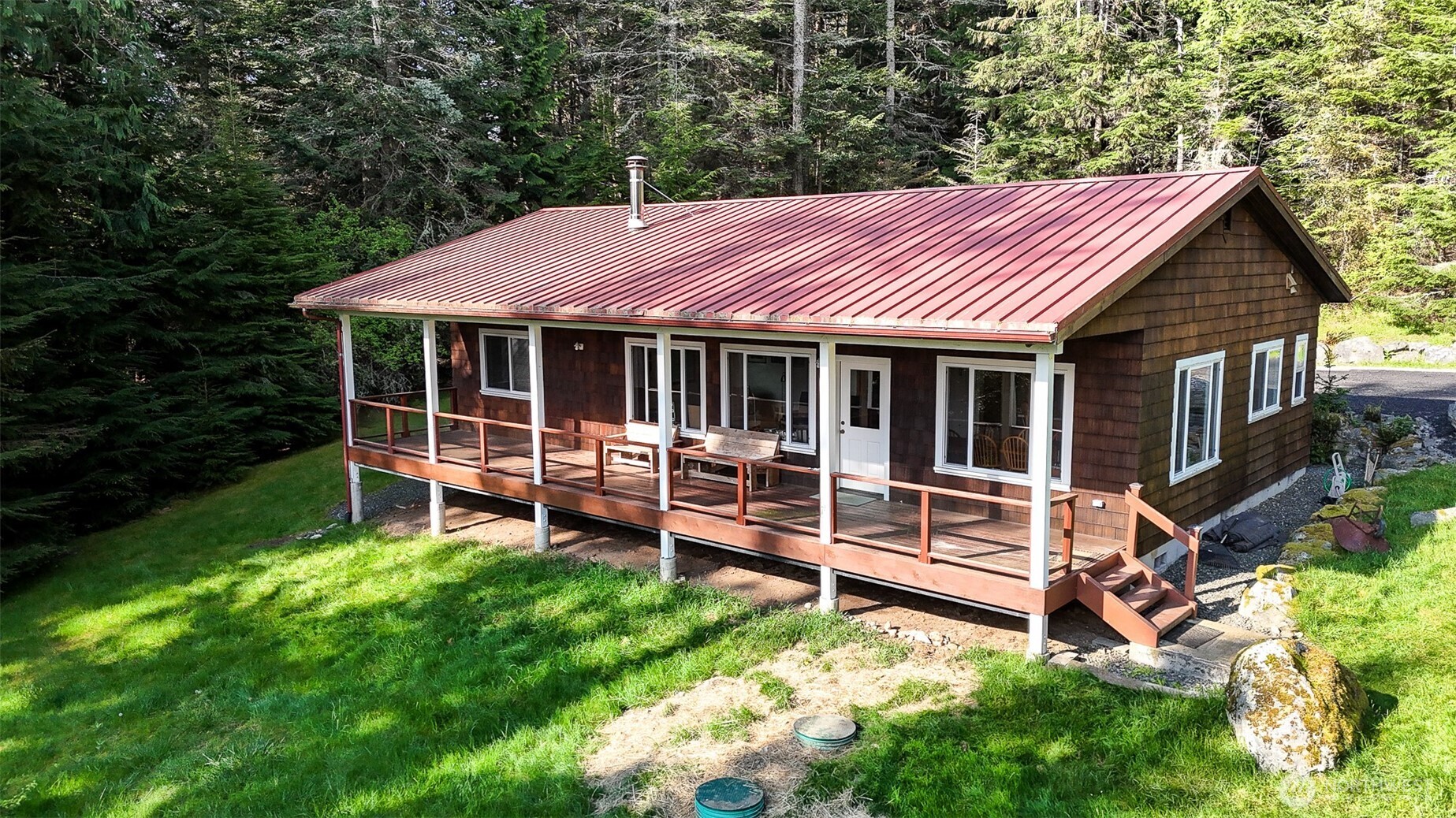 585 Deer Point Road Property Photo 7