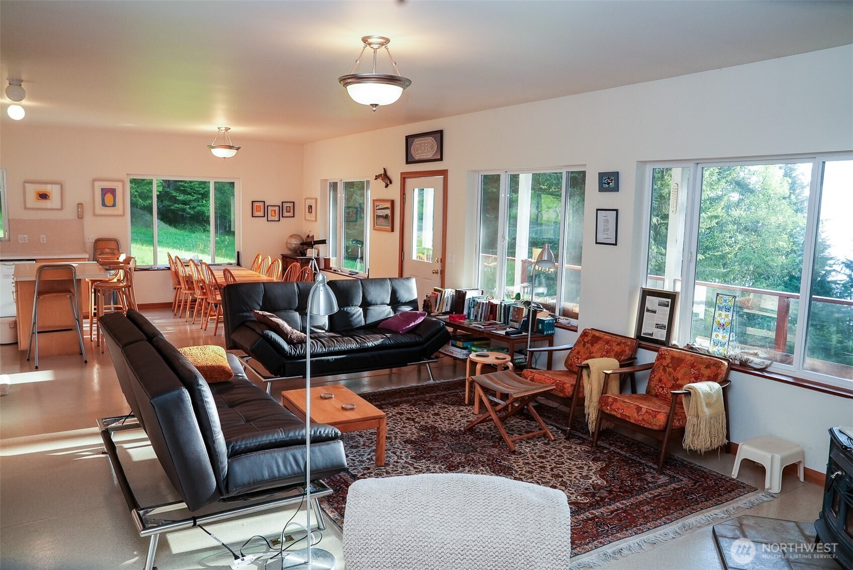 585 Deer Point Road Property Photo 11