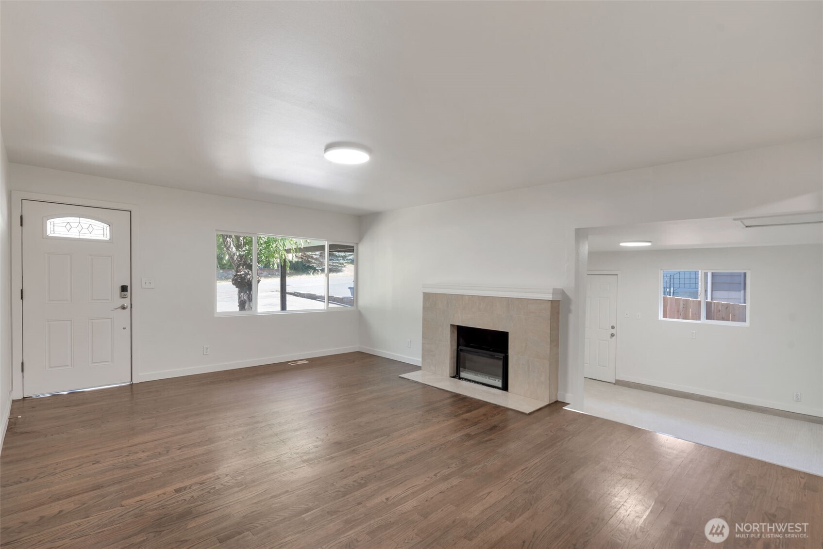 11229 29th Avenue Property Photo 4