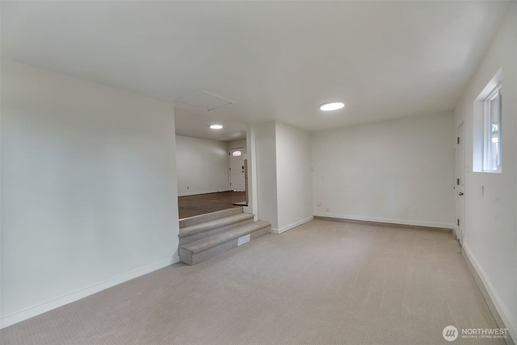 11229 29th Avenue Property Photo 6