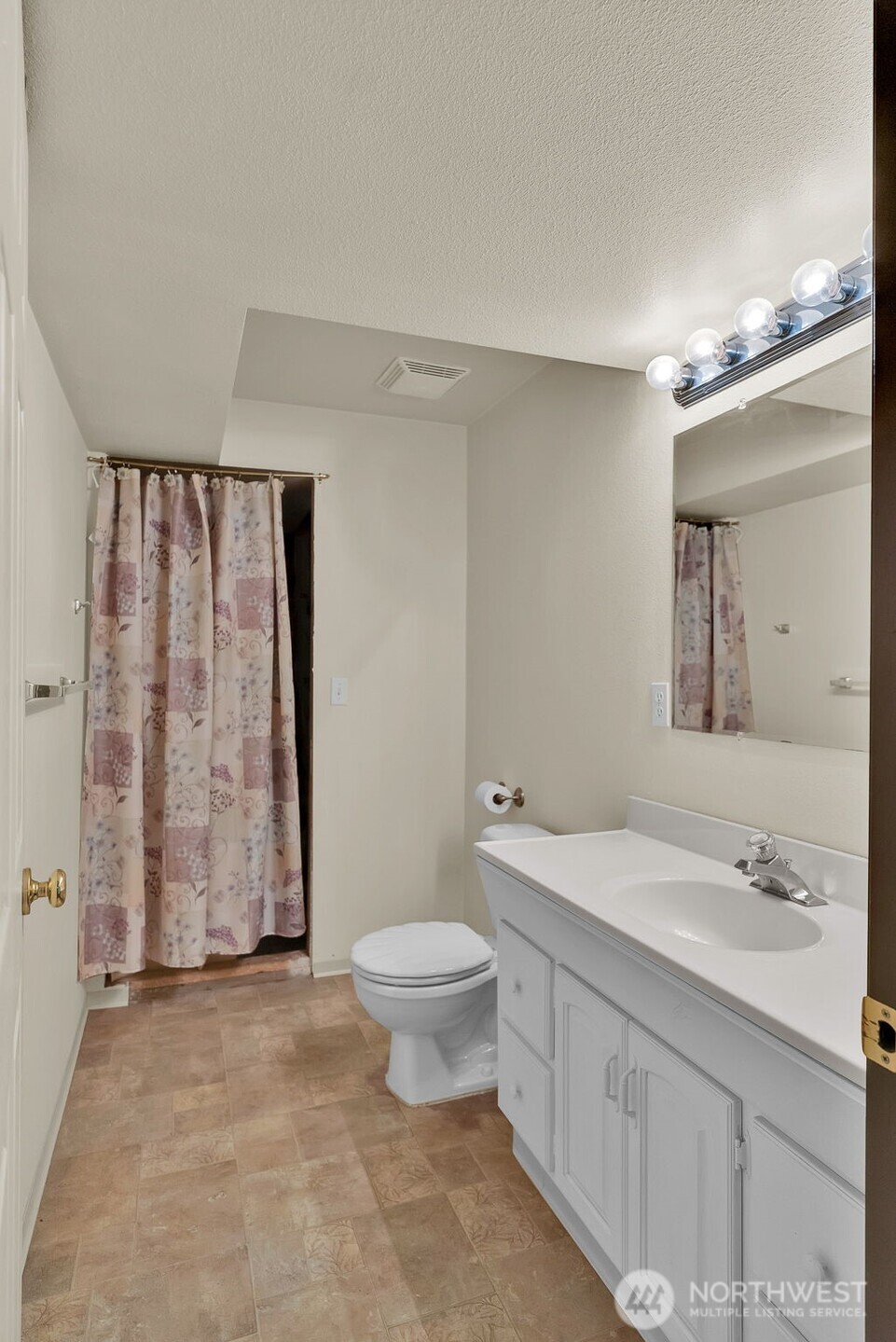 601 Tomeo Court Property Photo 25