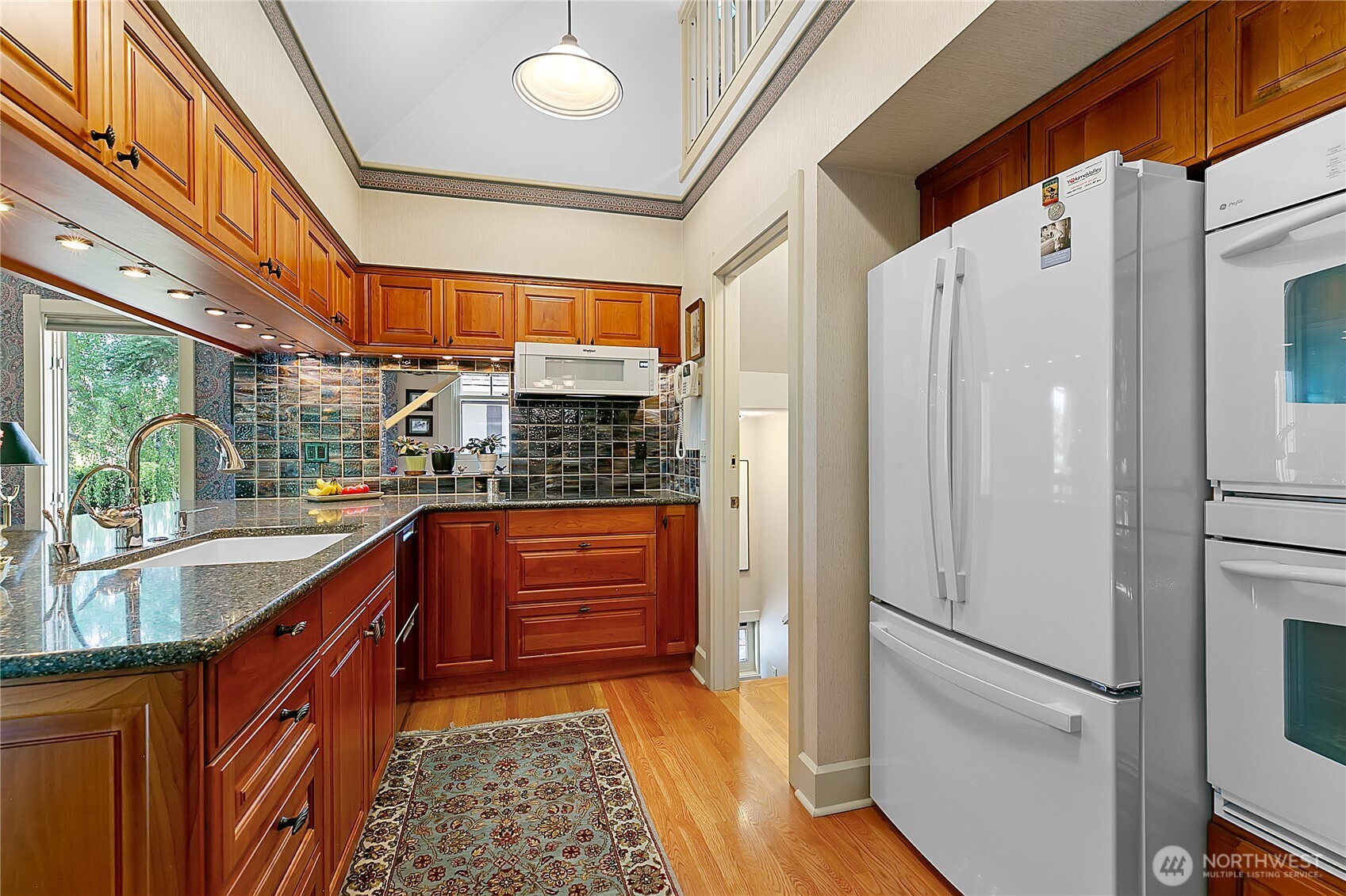 2907 W Yakima Avenue Property Photo 14
