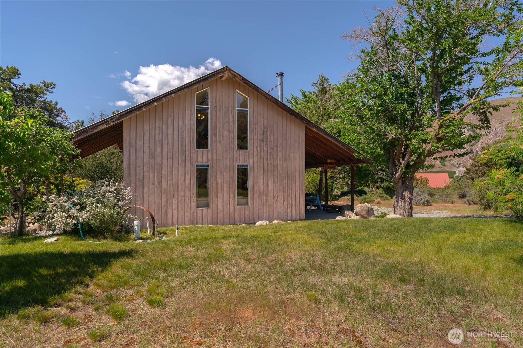 245 Lakeview Avenue Property Photo 14
