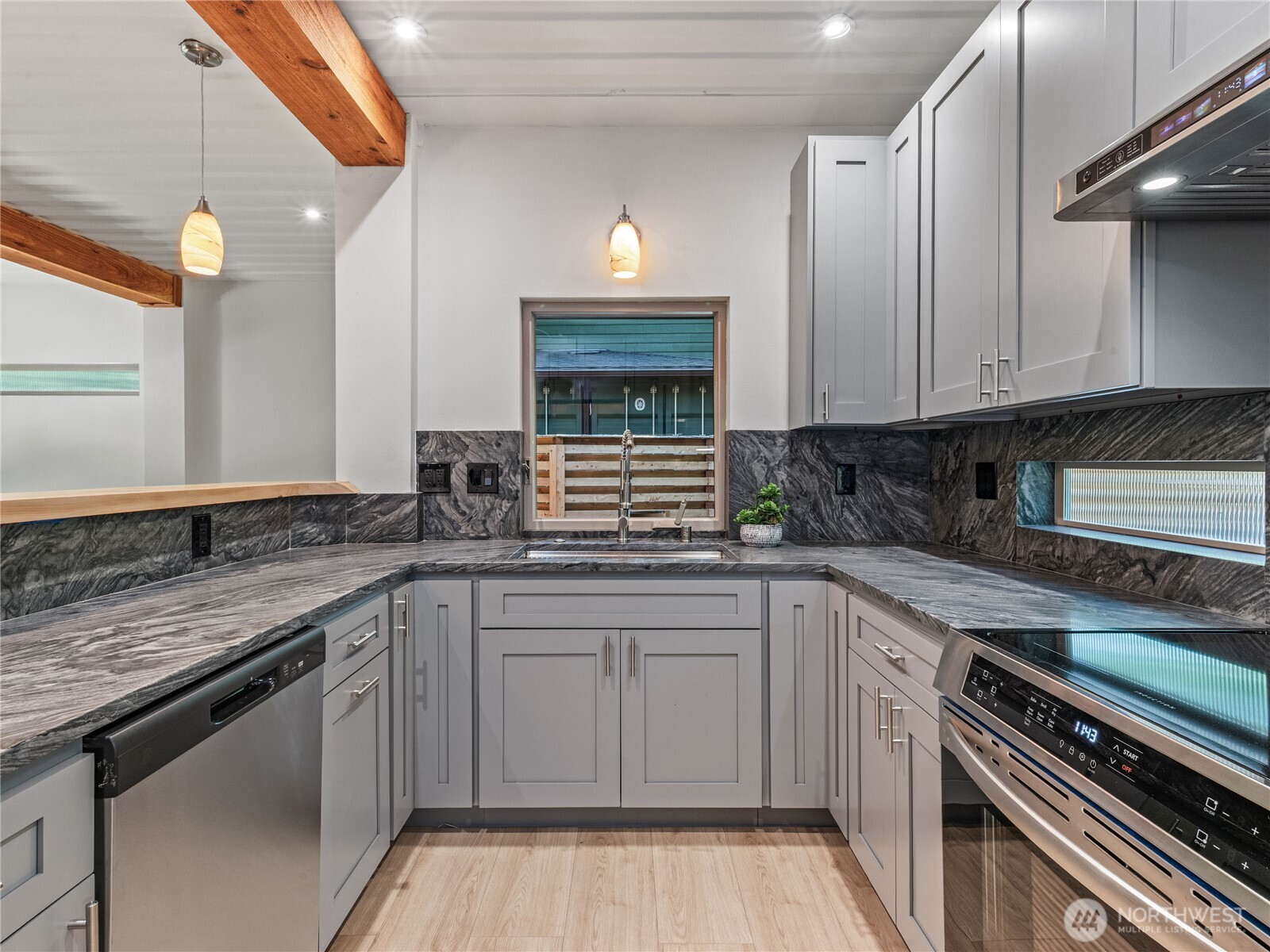 1152 49th Street Property Photo 15