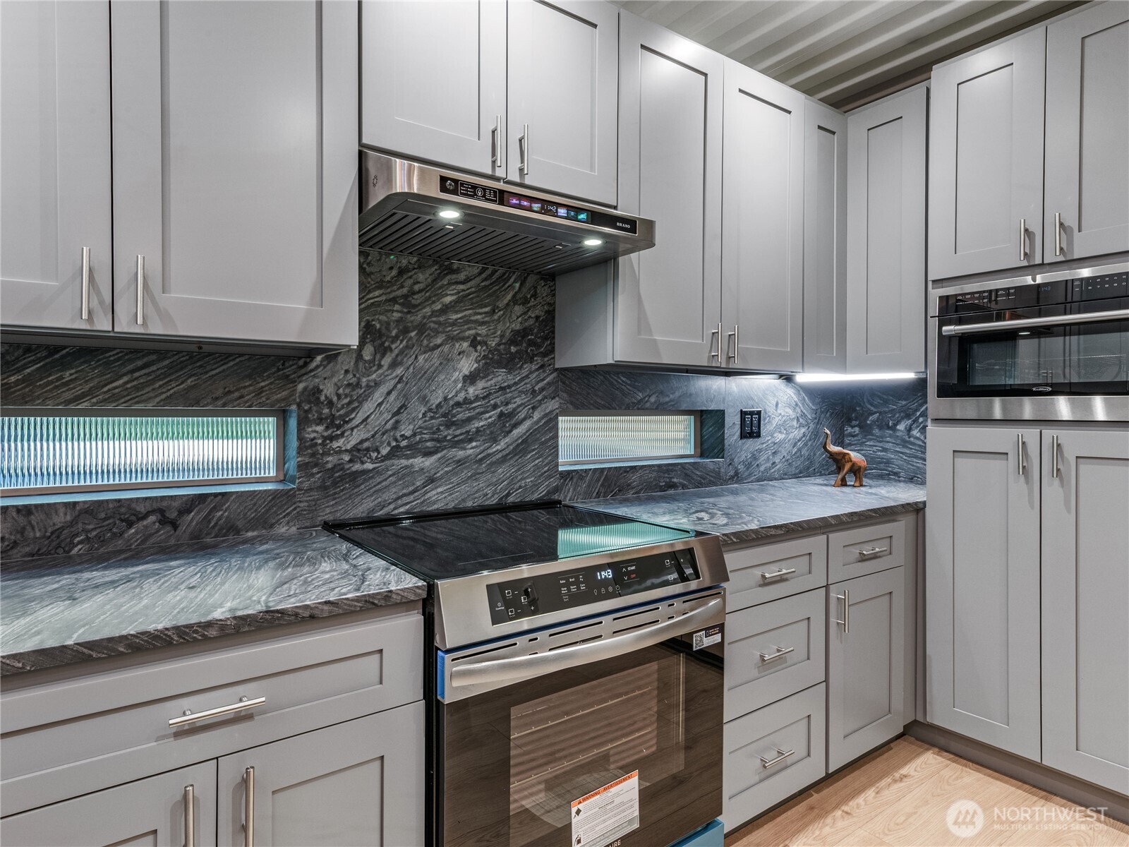 1152 49th Street Property Photo 16