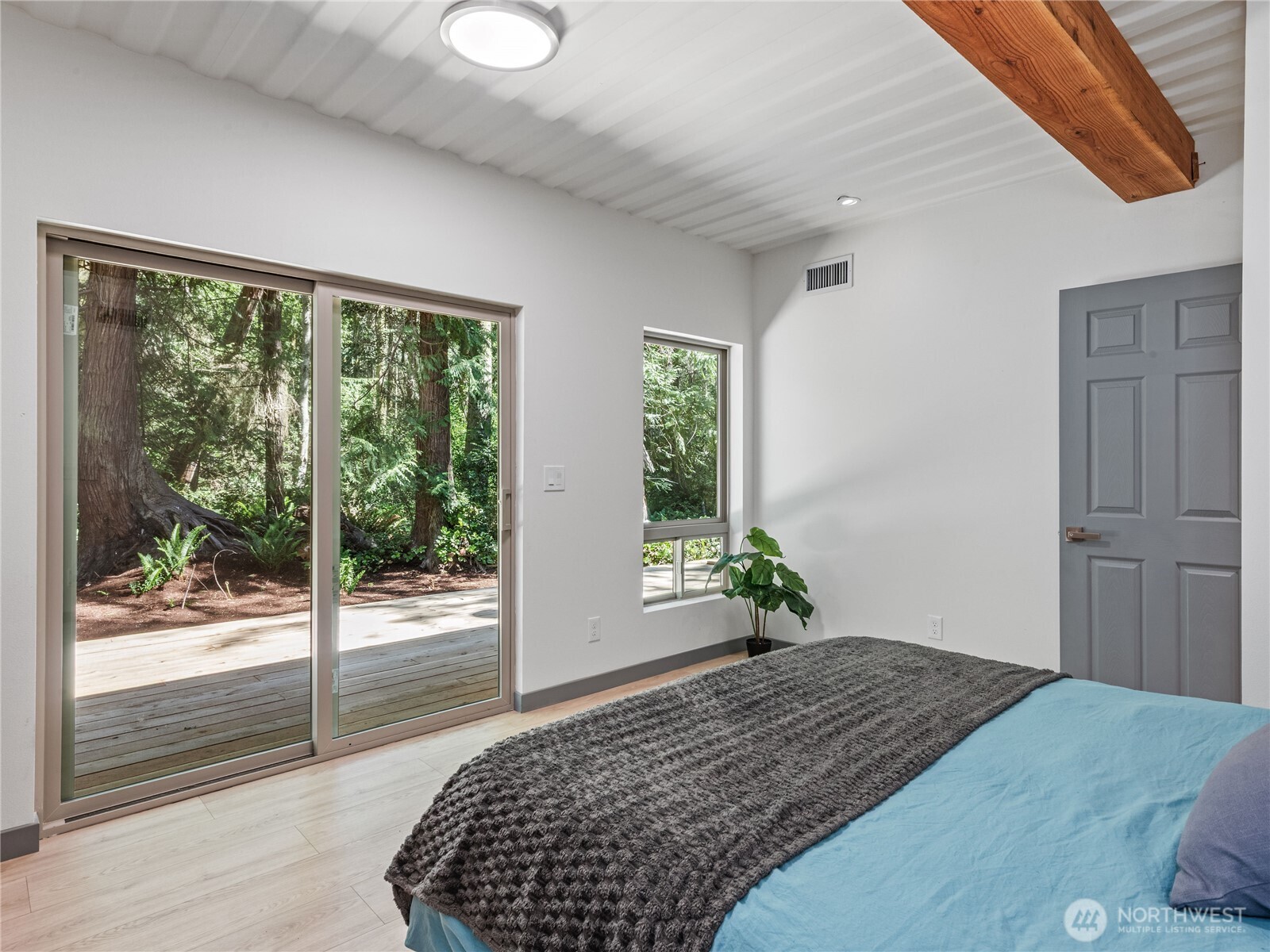 1152 49th Street Property Photo 25