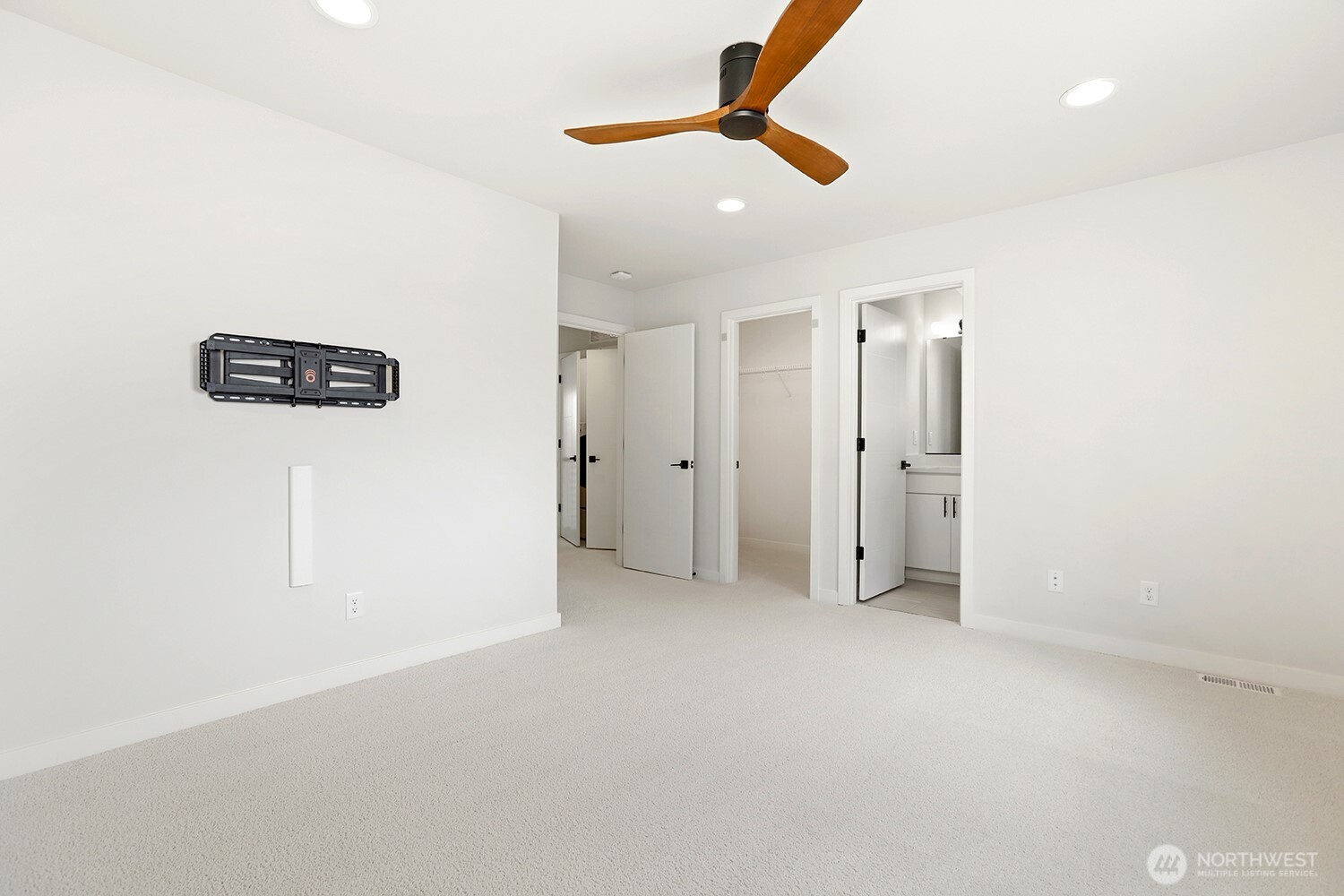 22503 70th Place Property Photo 24