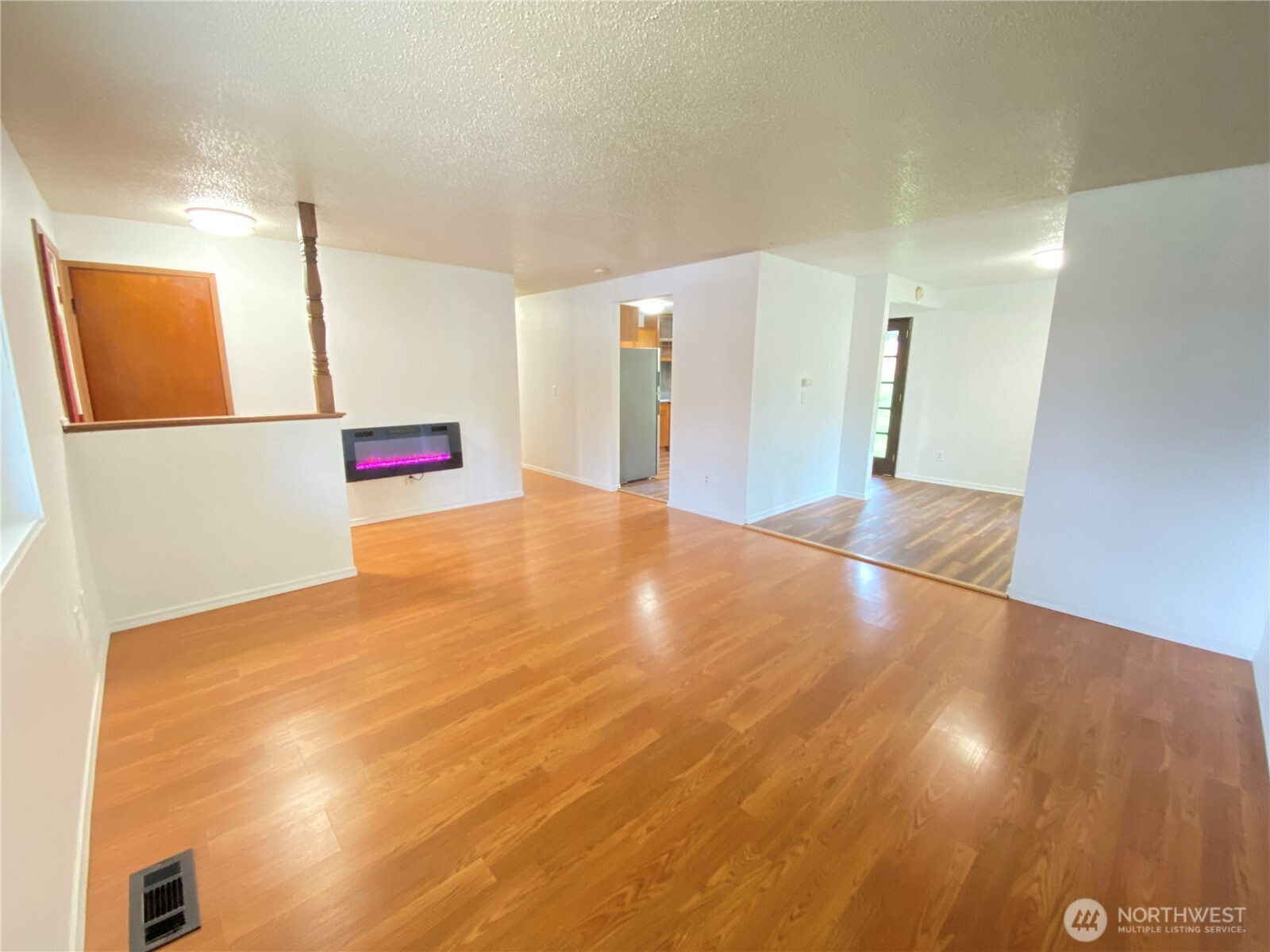 2822 College Street Property Photo 7