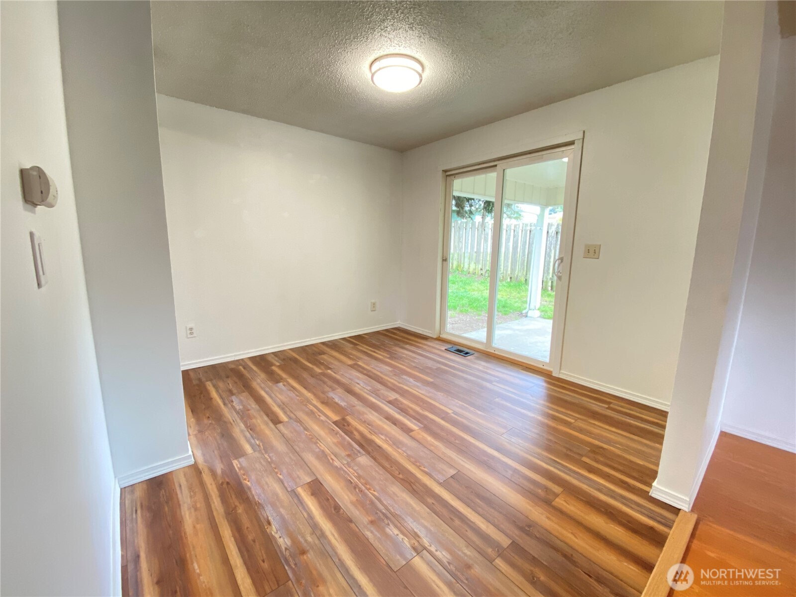 2822 College Street Property Photo 9