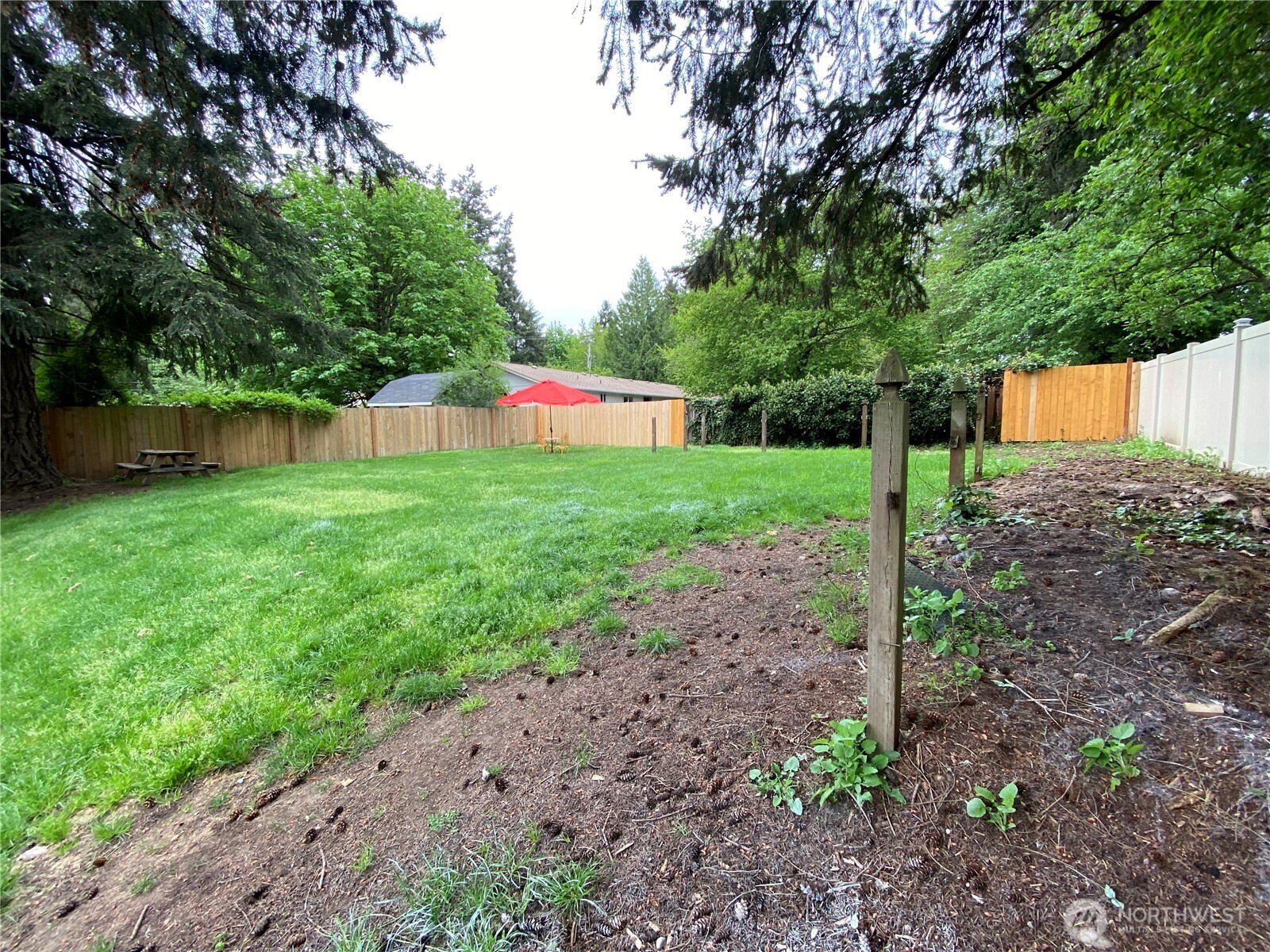 2822 College Street Property Photo 26