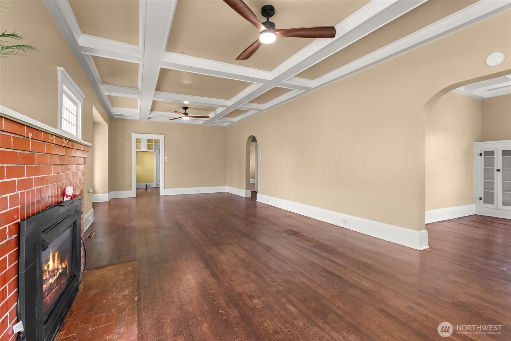 505 W Young Street Property Photo 8