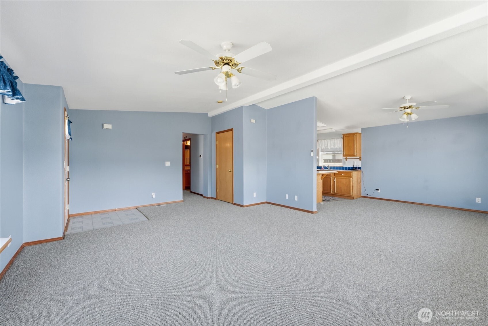 207 Sw Airport Way Property Photo 8