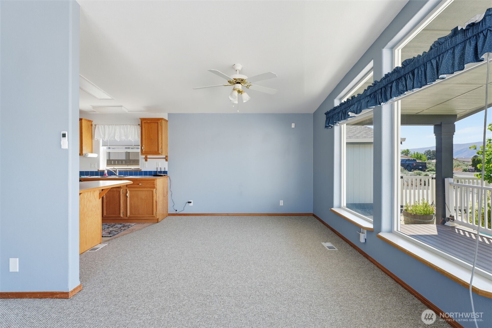 207 Sw Airport Way Property Photo 10