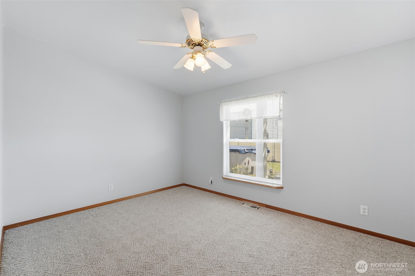 207 Sw Airport Way Property Photo 19