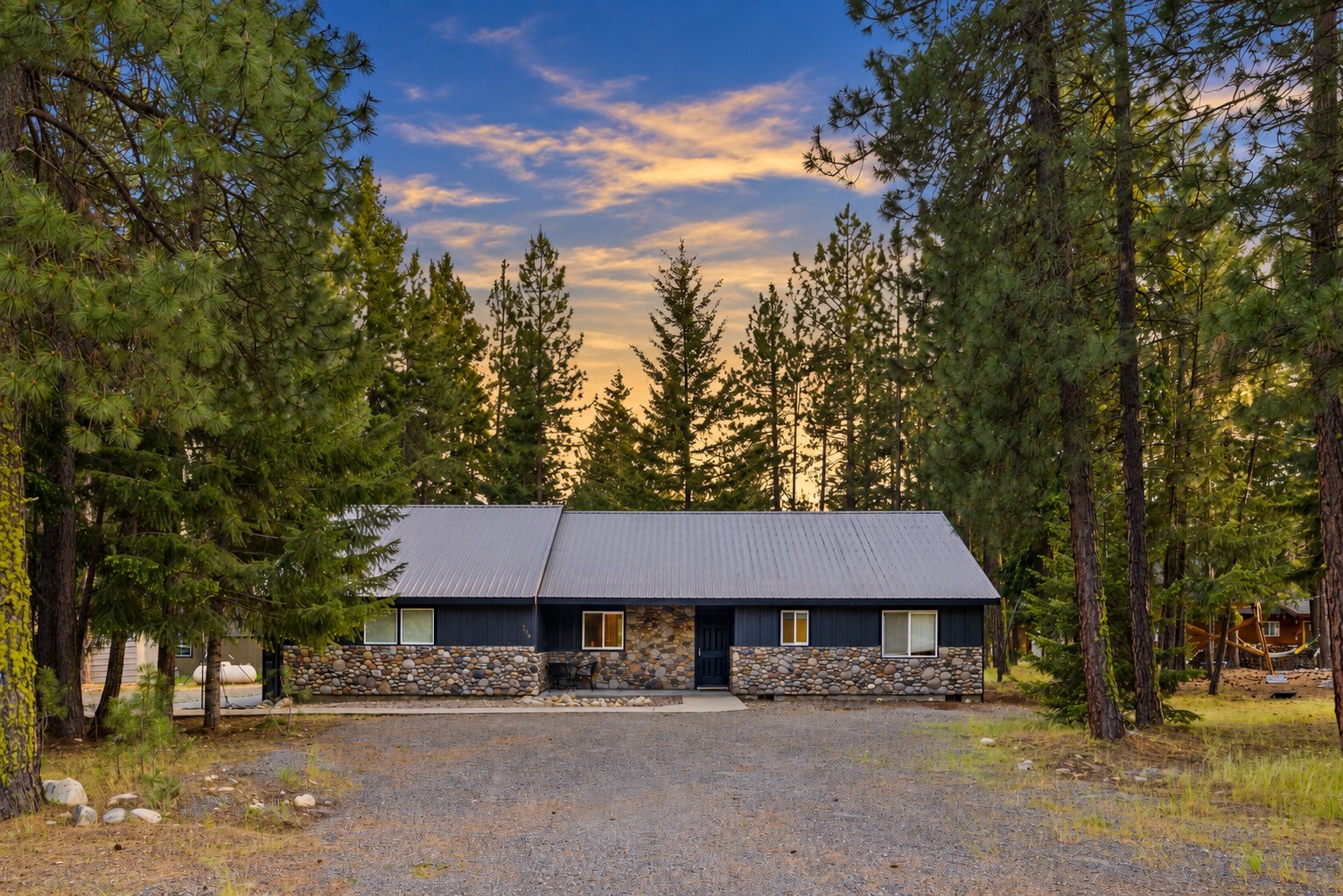 750 Evergreen Valley Loop Road Property Photo 1