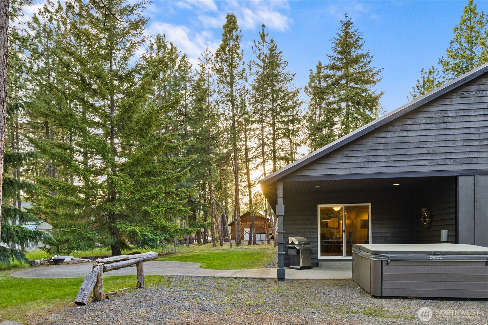 750 Evergreen Valley Loop Road Property Photo 4